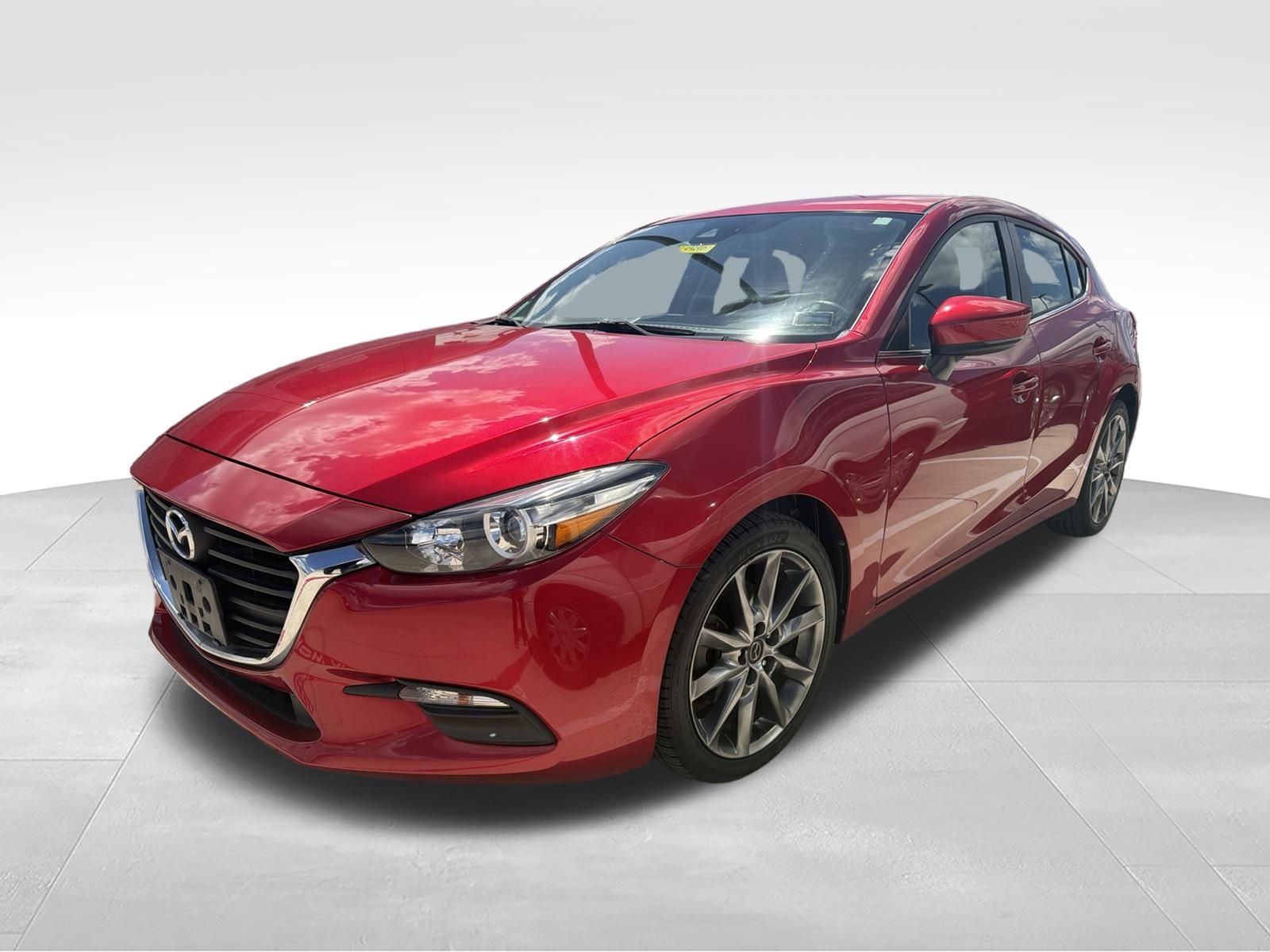 Soul Red Metallic 2018 Mazda MAZDA3 Hatchback Front-Wheel Drive 6-Speed Automatic
