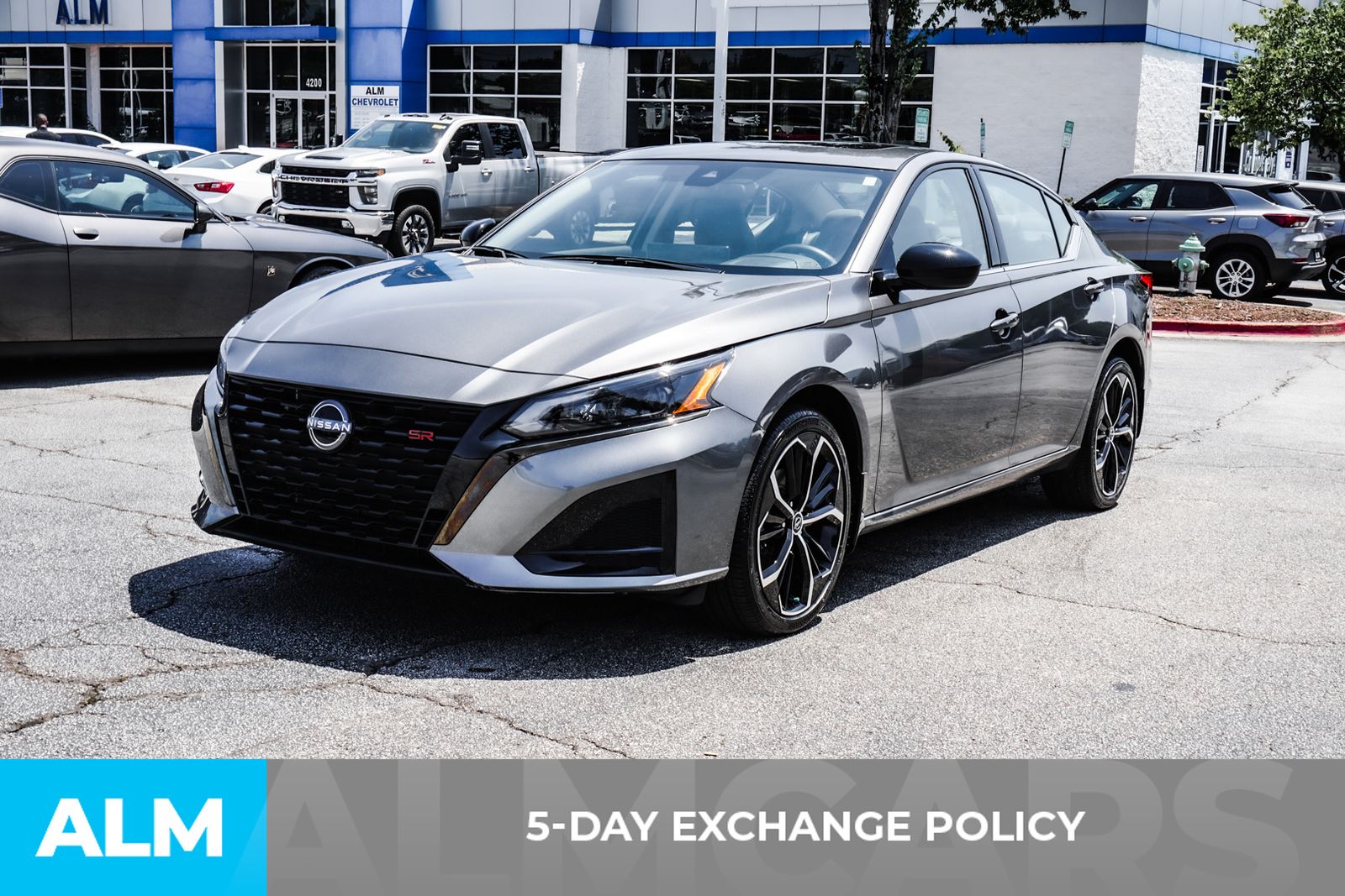 Used 2024 Gray Nissan 2.5 SR image 4