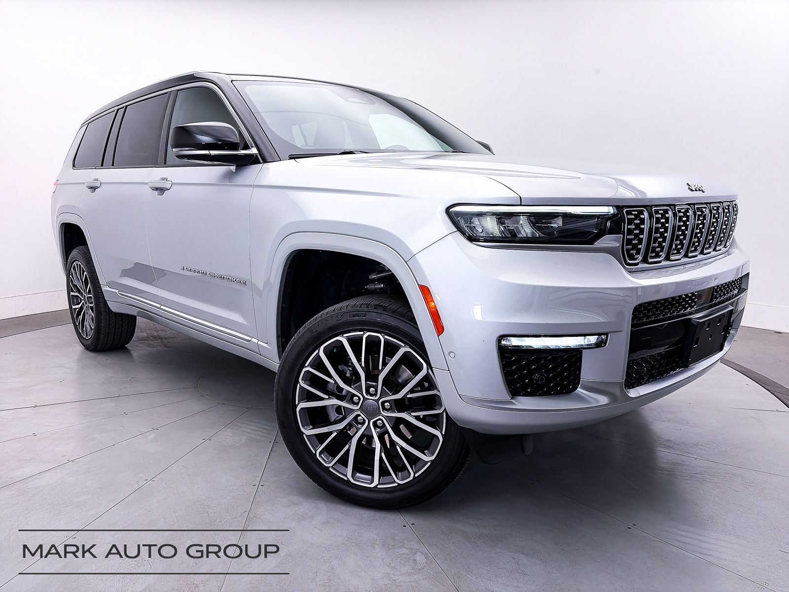 2022 Jeep Grand Cherokee L Summit