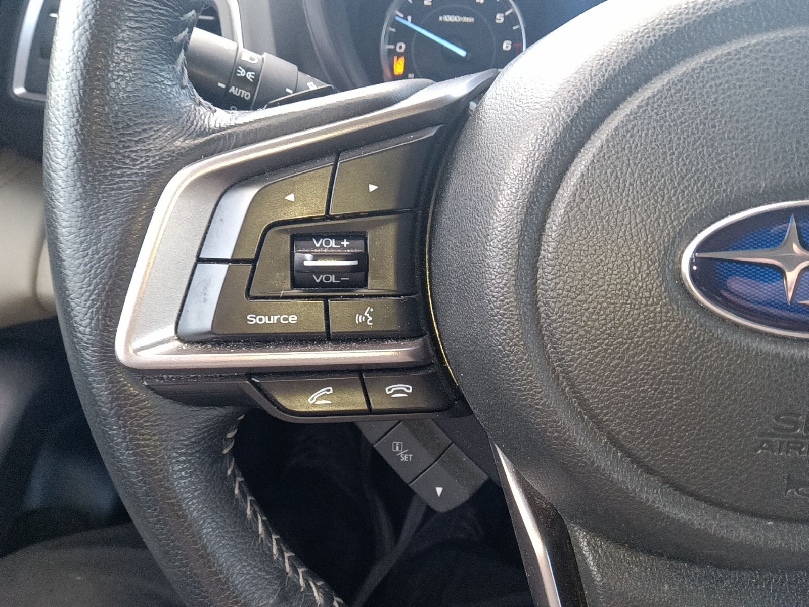 Ascent Limited 8 Passenger