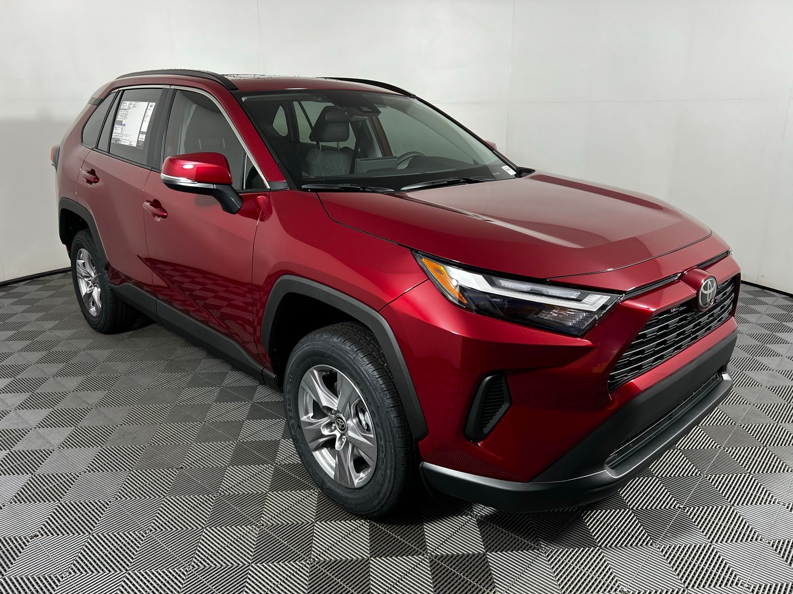 Thumbnail: 2025 Toyota RAV4 - 3