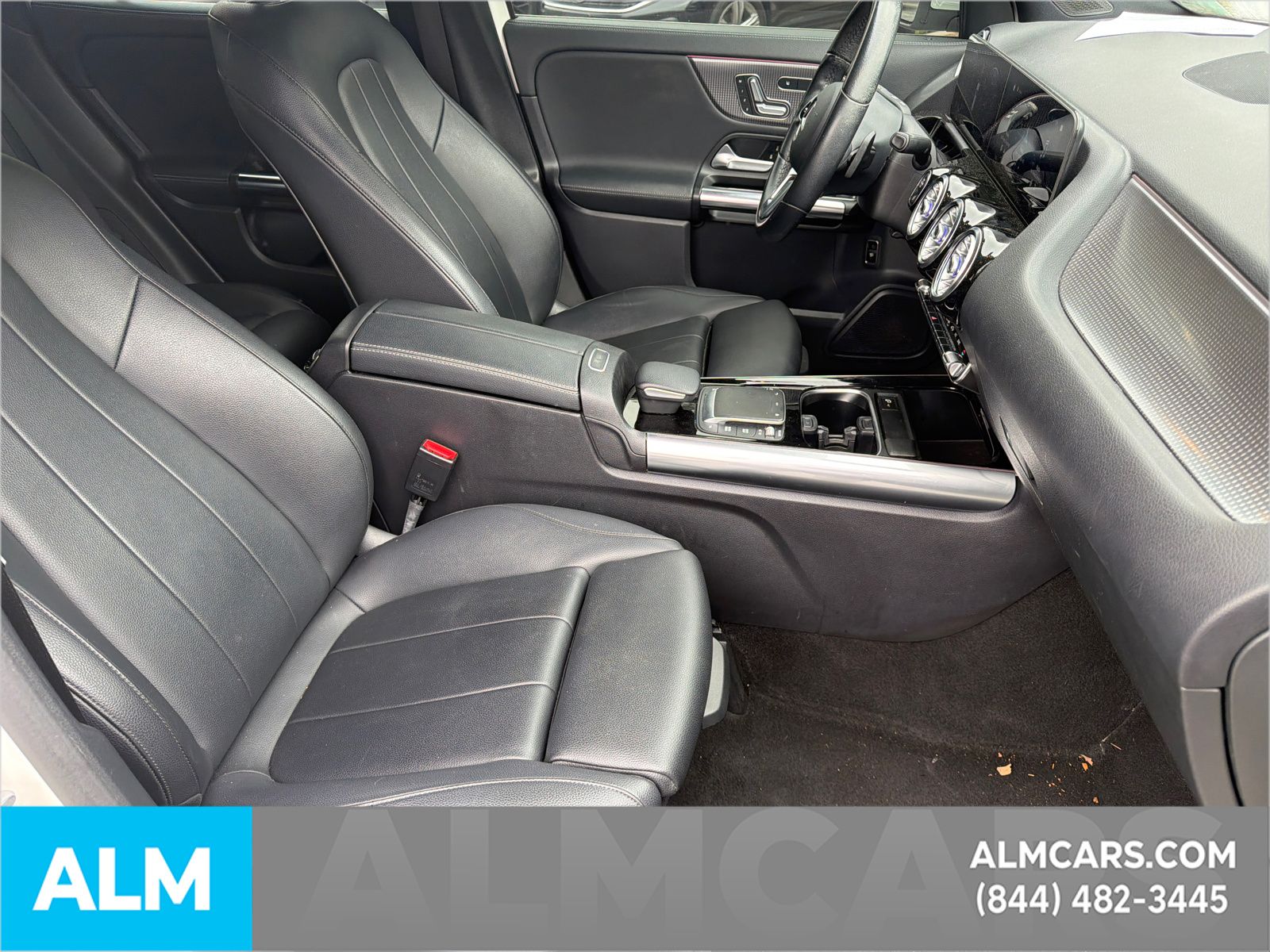 Used 2021 Black Mercedes-Benz GLA 250 image 16