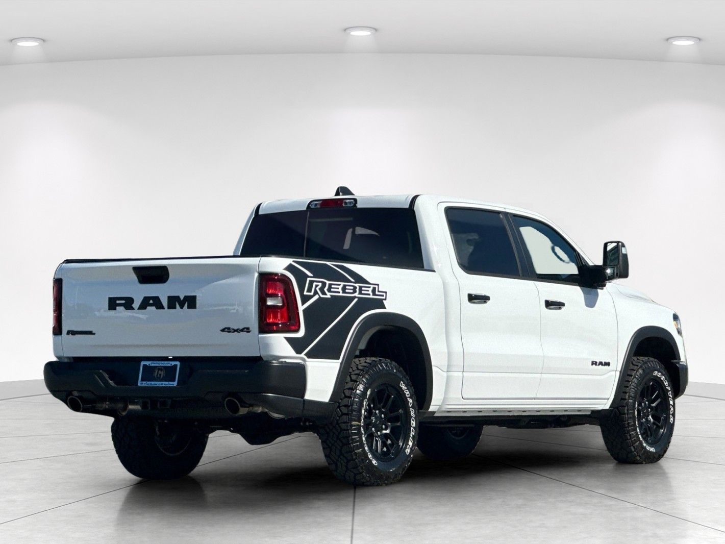 2026 RAM 1500 Rebel - Photo 7