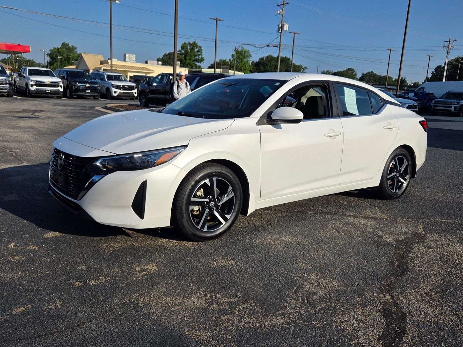 Used 2024 White Nissan SV image 3