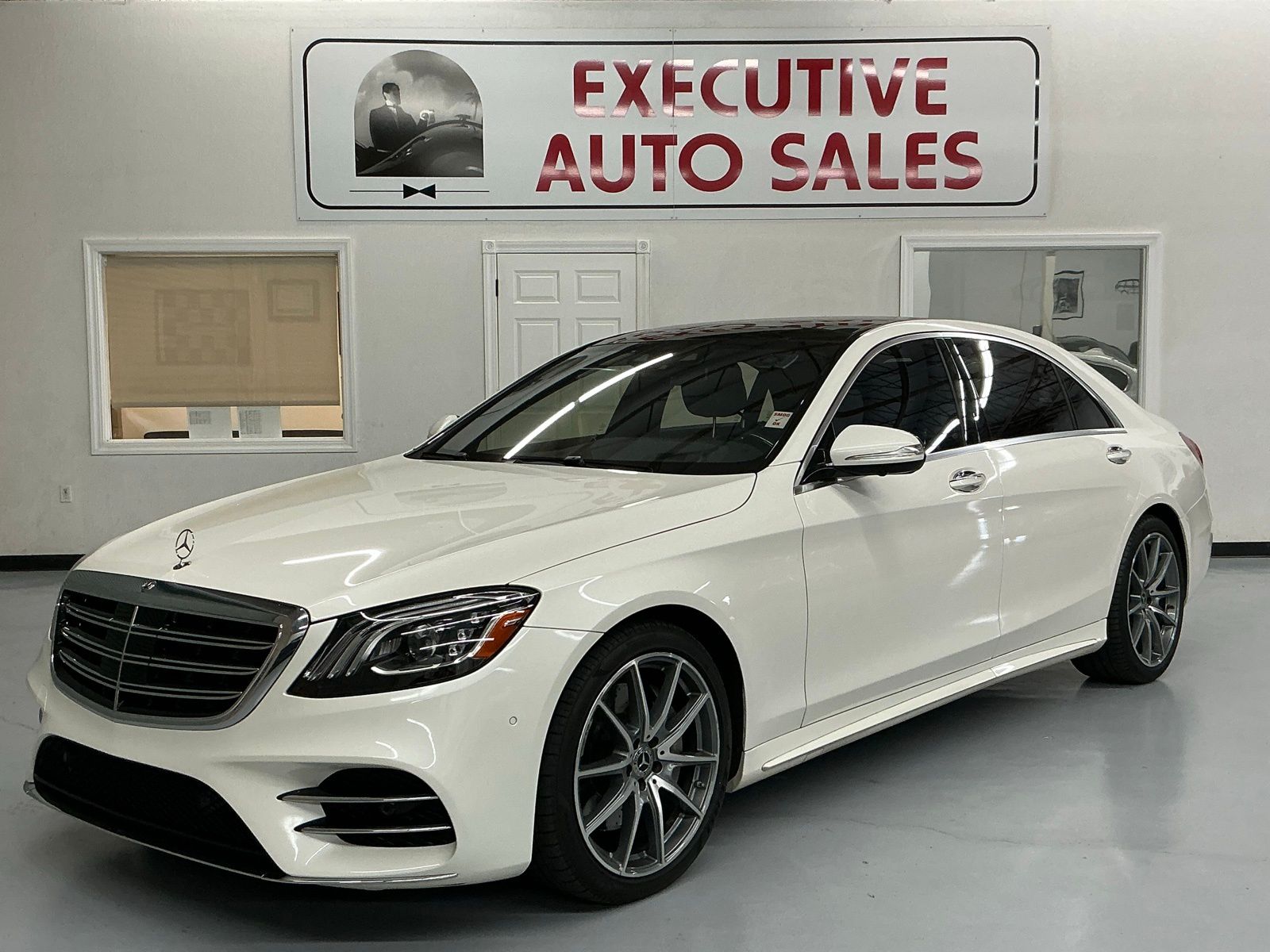 designo Diamond White Metallic 2019 Mercedes-Benz S-Class S 560 RWD Sedan Rear-Wheel Drive 9-Speed Automatic
