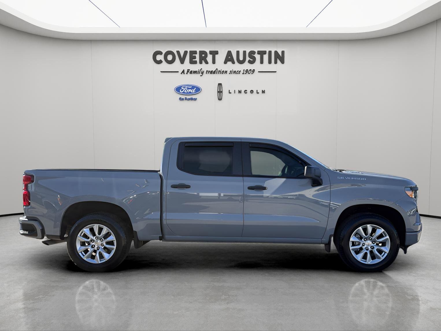 Used Car 2025 Chevrolet Silverado 1500  Custom For Sale Under $40,000 In Austin, Texas