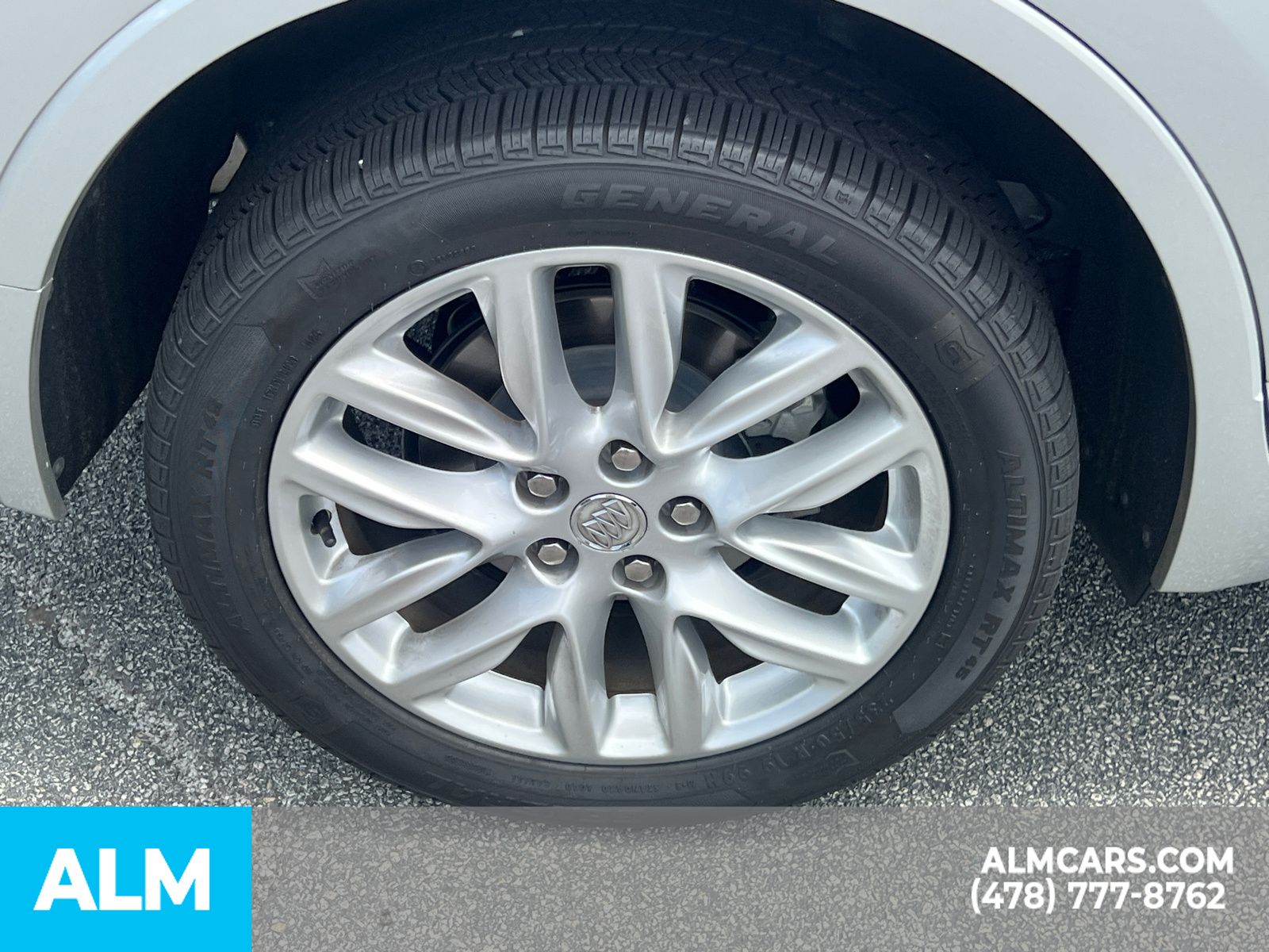 Used 2019 Silver Buick Premium II image 22