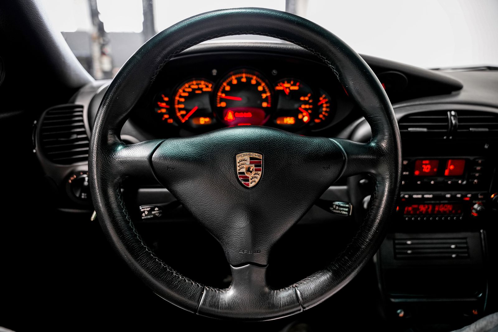 2004 Porsche 911 Carrera — photo 10