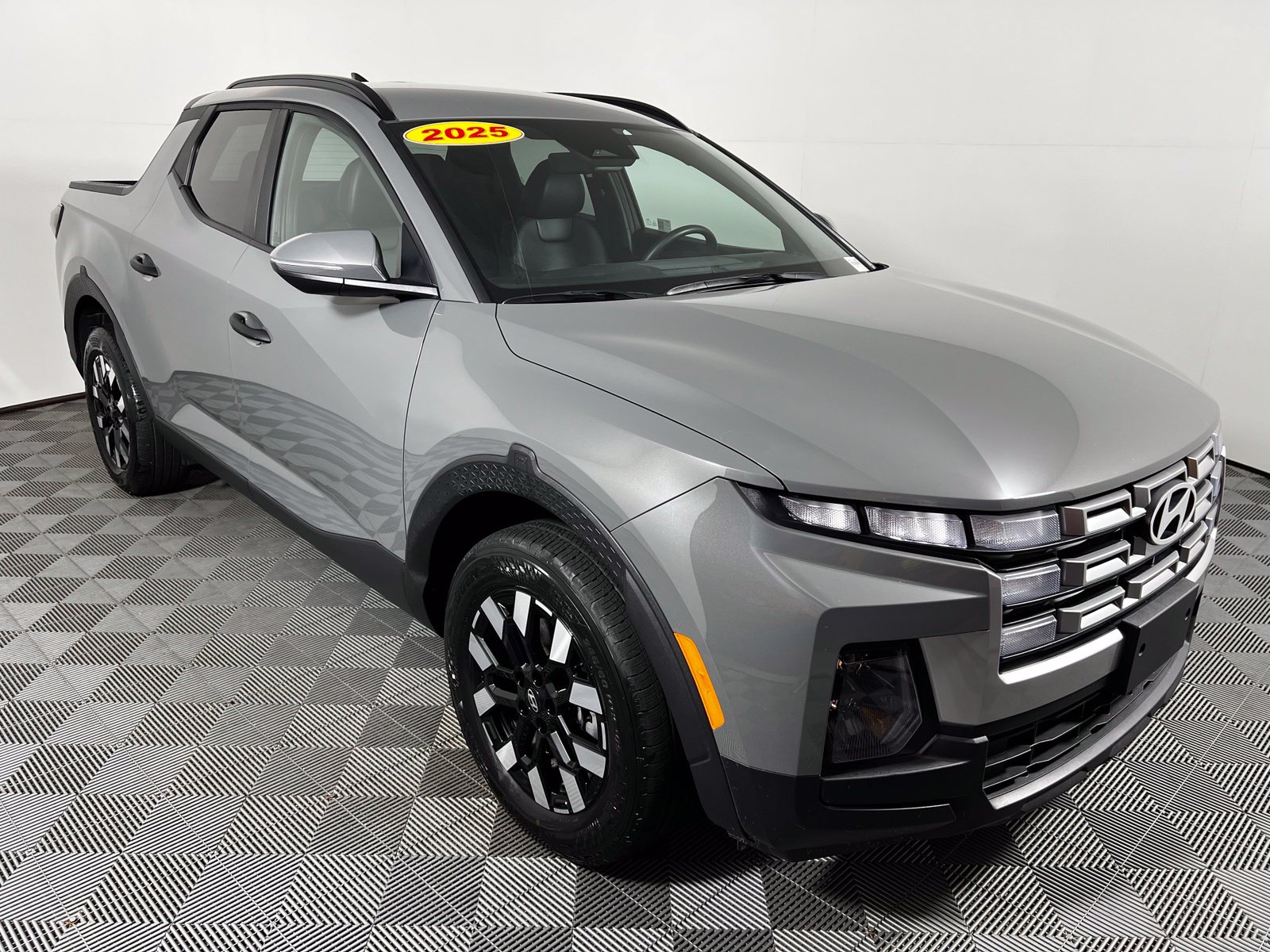 Thumbnail: 2025 Hyundai Santa Cruz - 3