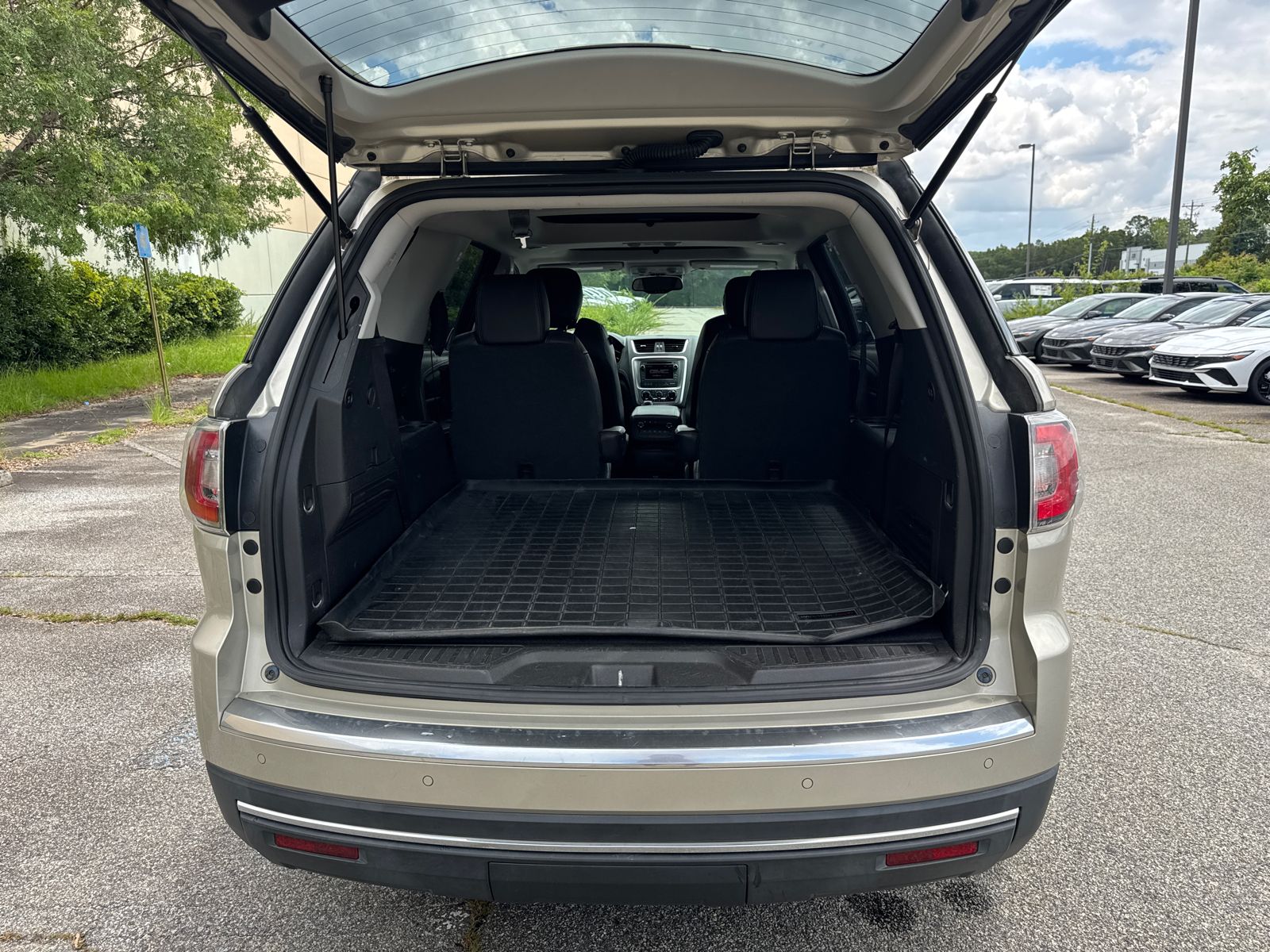 Used 2016 Silver GMC SLT-1 image 18