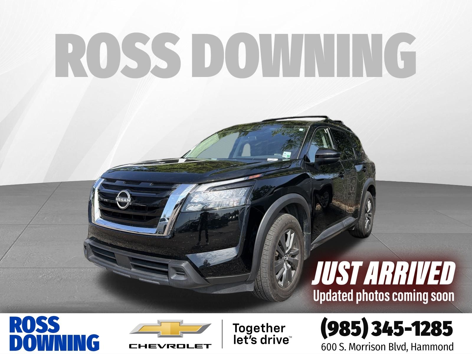 Super Black 2024 Nissan Pathfinder SUV / Crossover Front-Wheel Drive 9-Speed Automatic