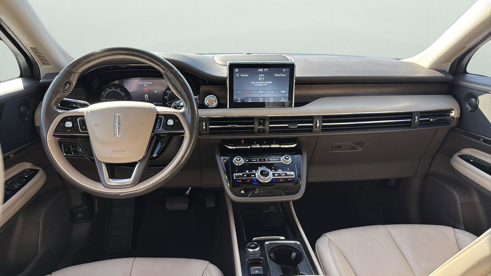 Used Car 2020 Lincoln Corsair  Reserve For Sale Under $30,000 In Austin, Texas