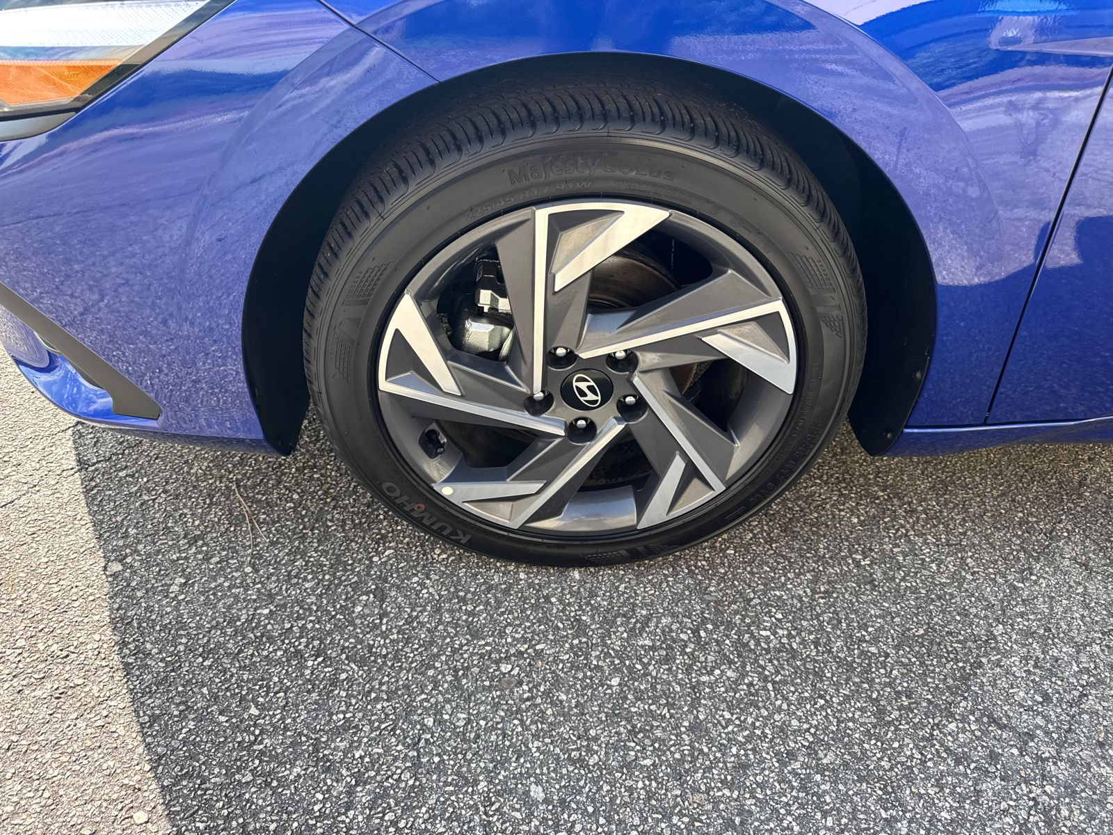 Certified Used 2025 Blue Hyundai SEL Sport image 11