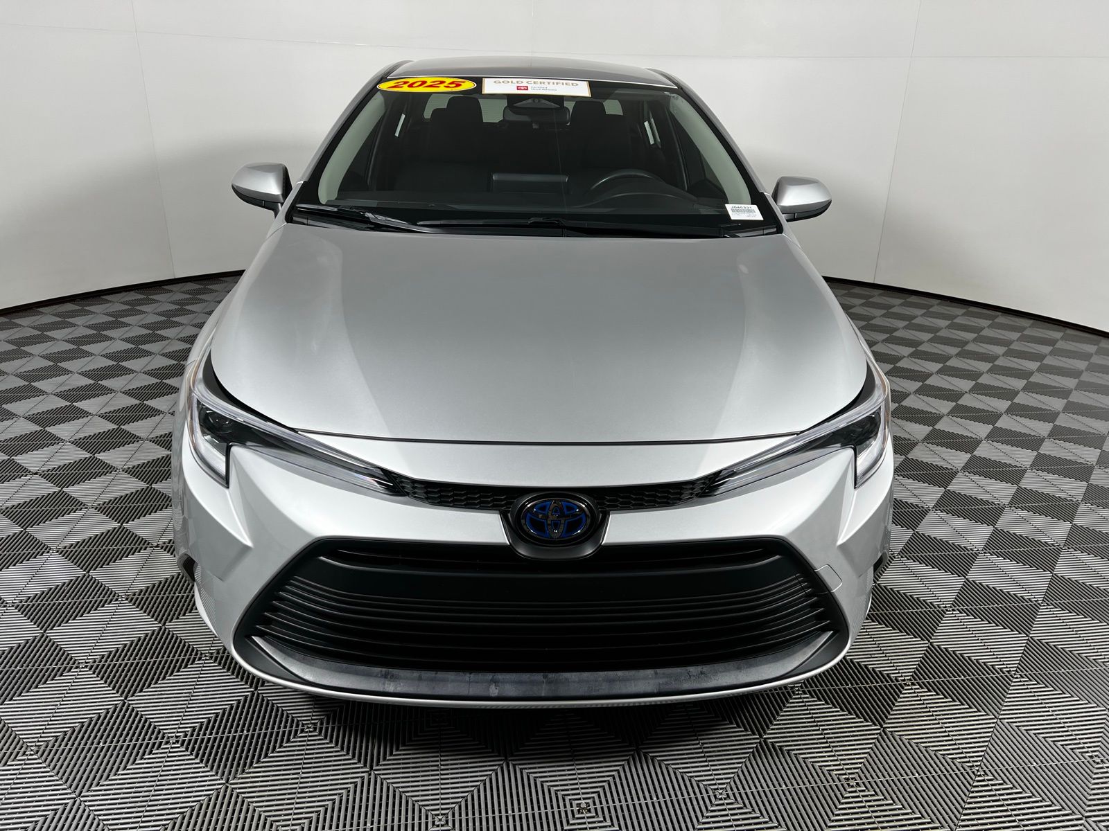 Thumbnail: 2025 Toyota Corolla - 2