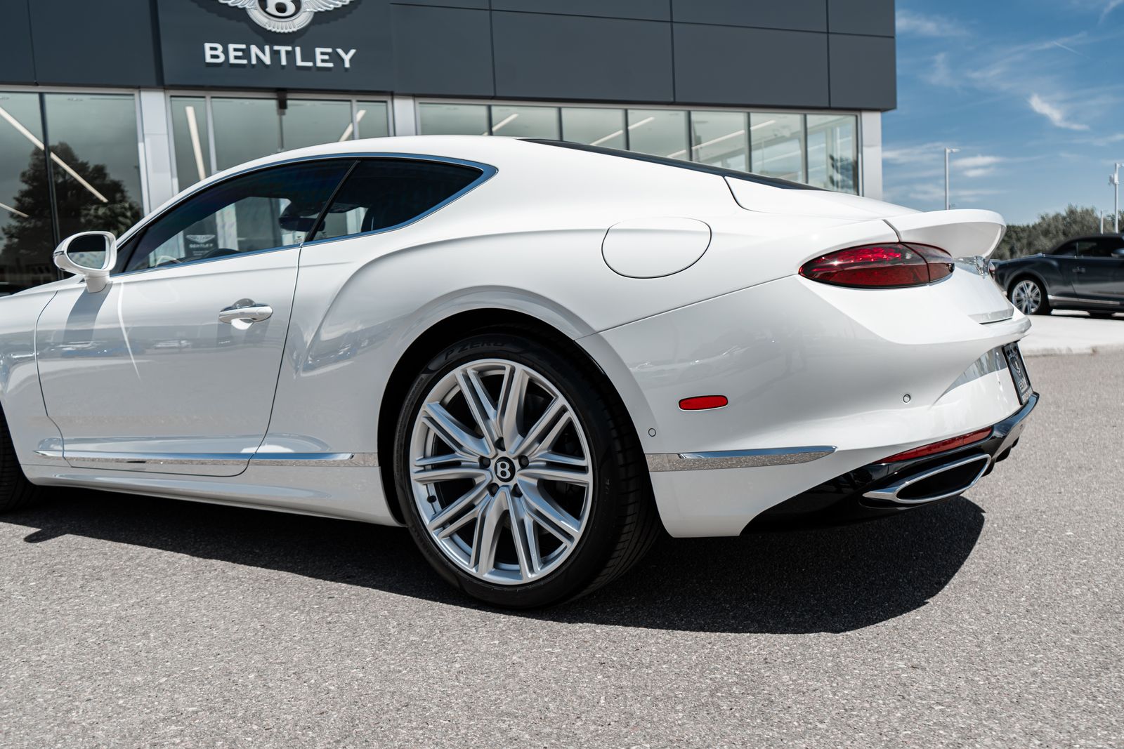 2026 Bentley Continental GT Base - Photo 9