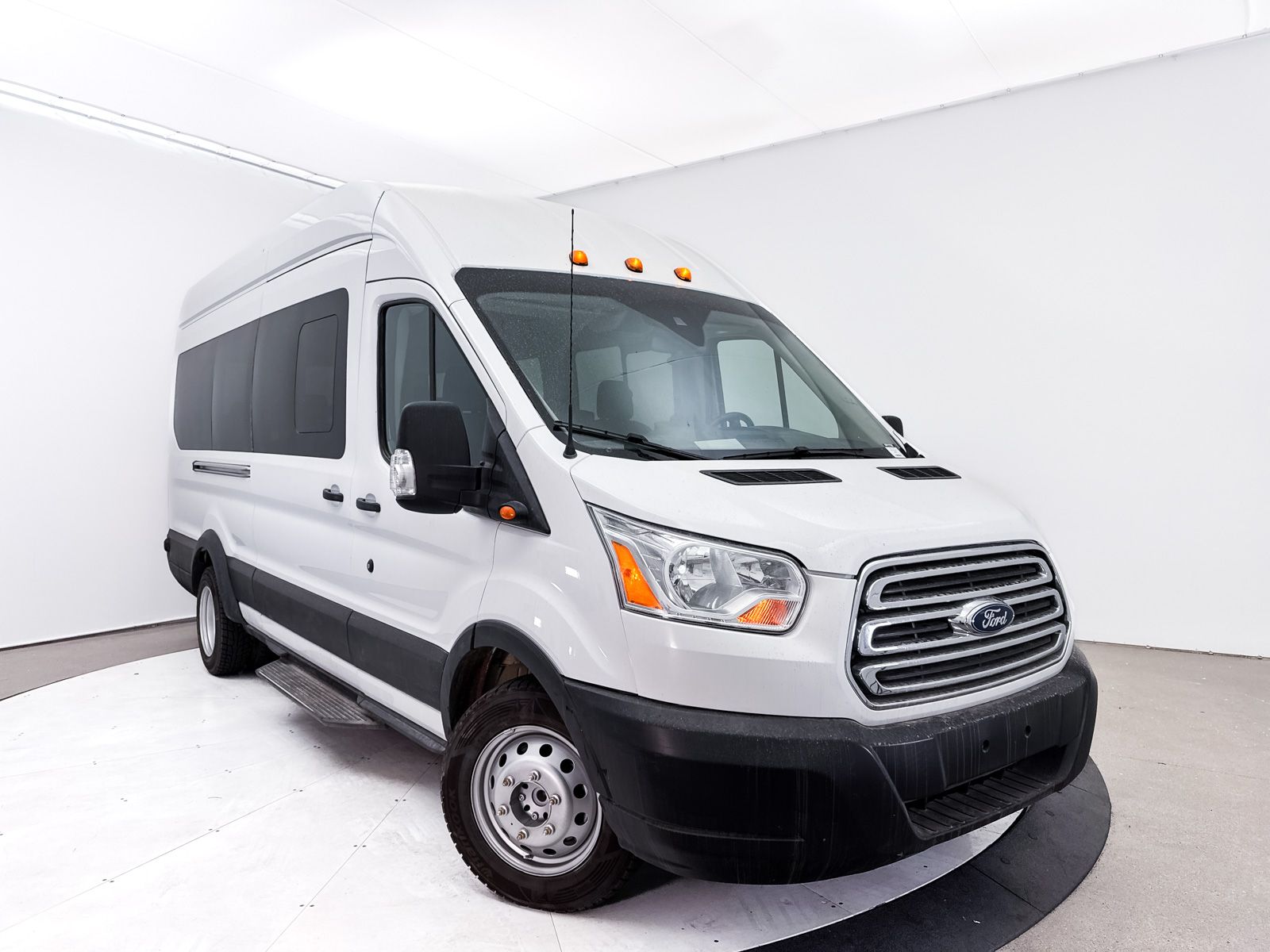 2019 Ford Transit-350 XLT