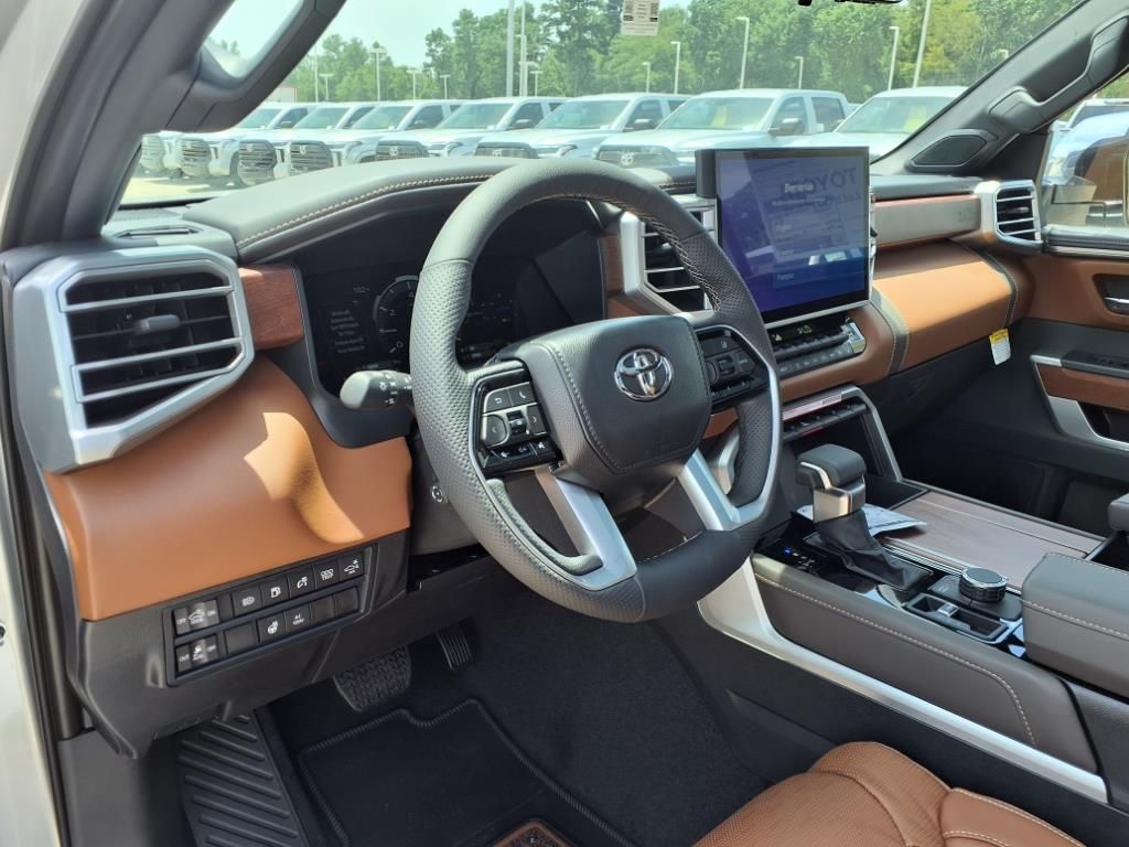 2025 Toyota Tundra Hybrid 1794 Edition - 6