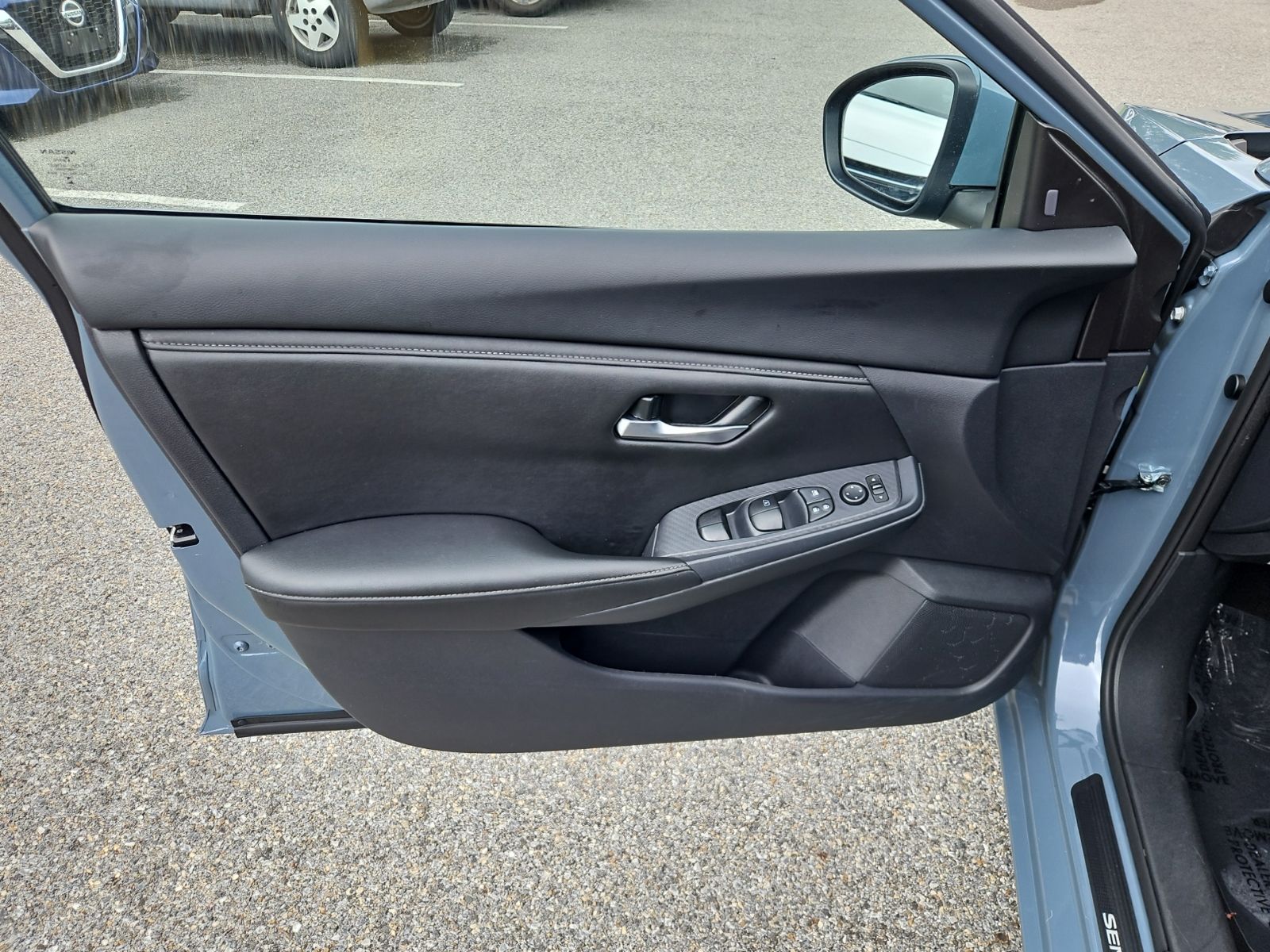 Used 2025 Gray Nissan SV image 26