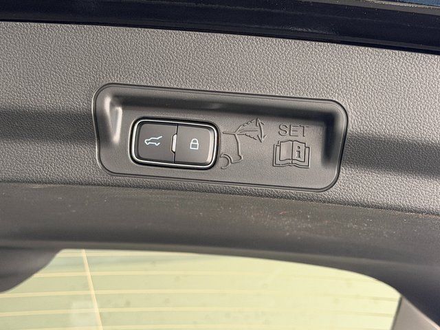 New 2026 Agate Black Metallic Ford Active image 18