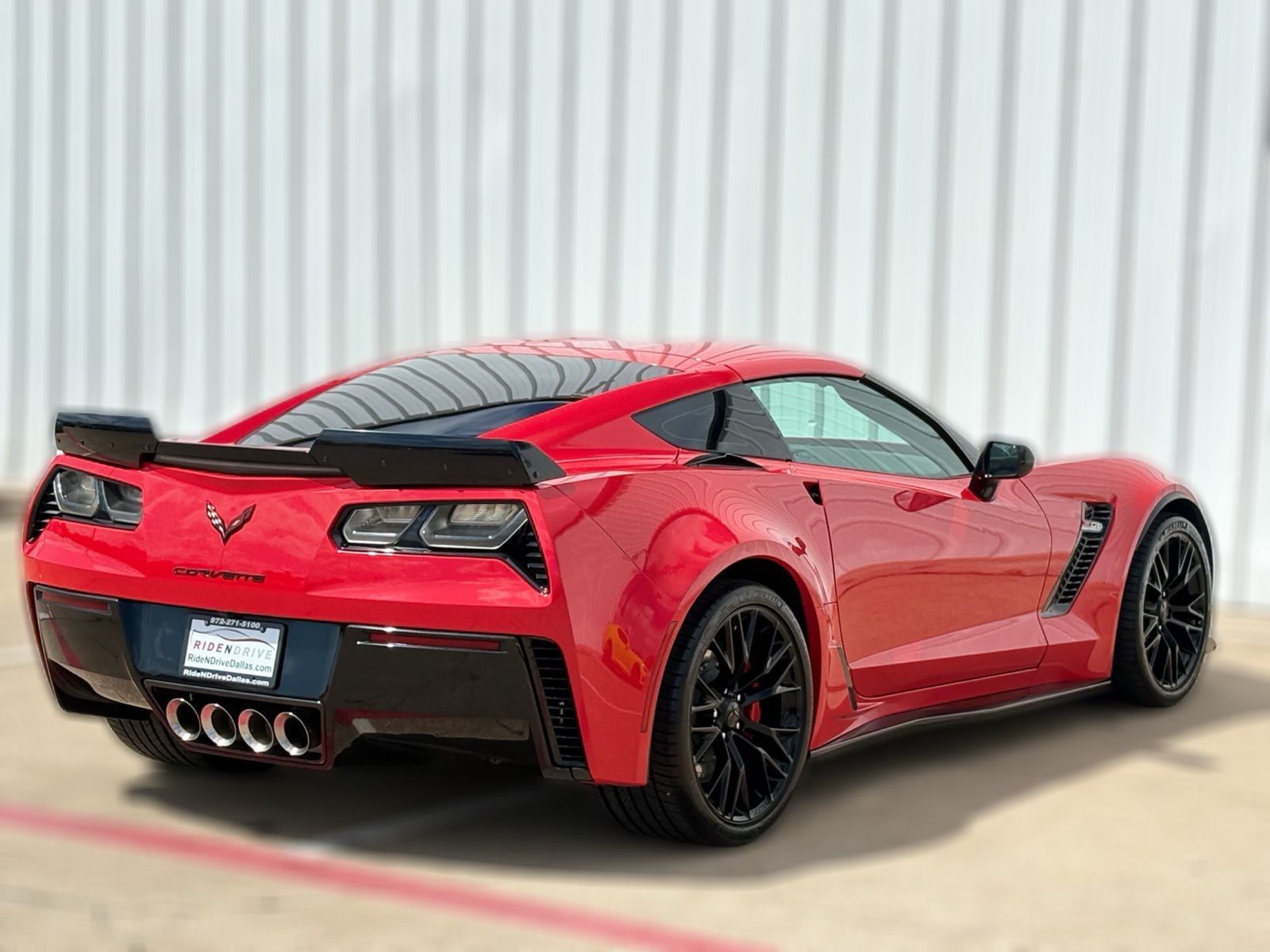 View vehicle photo 7