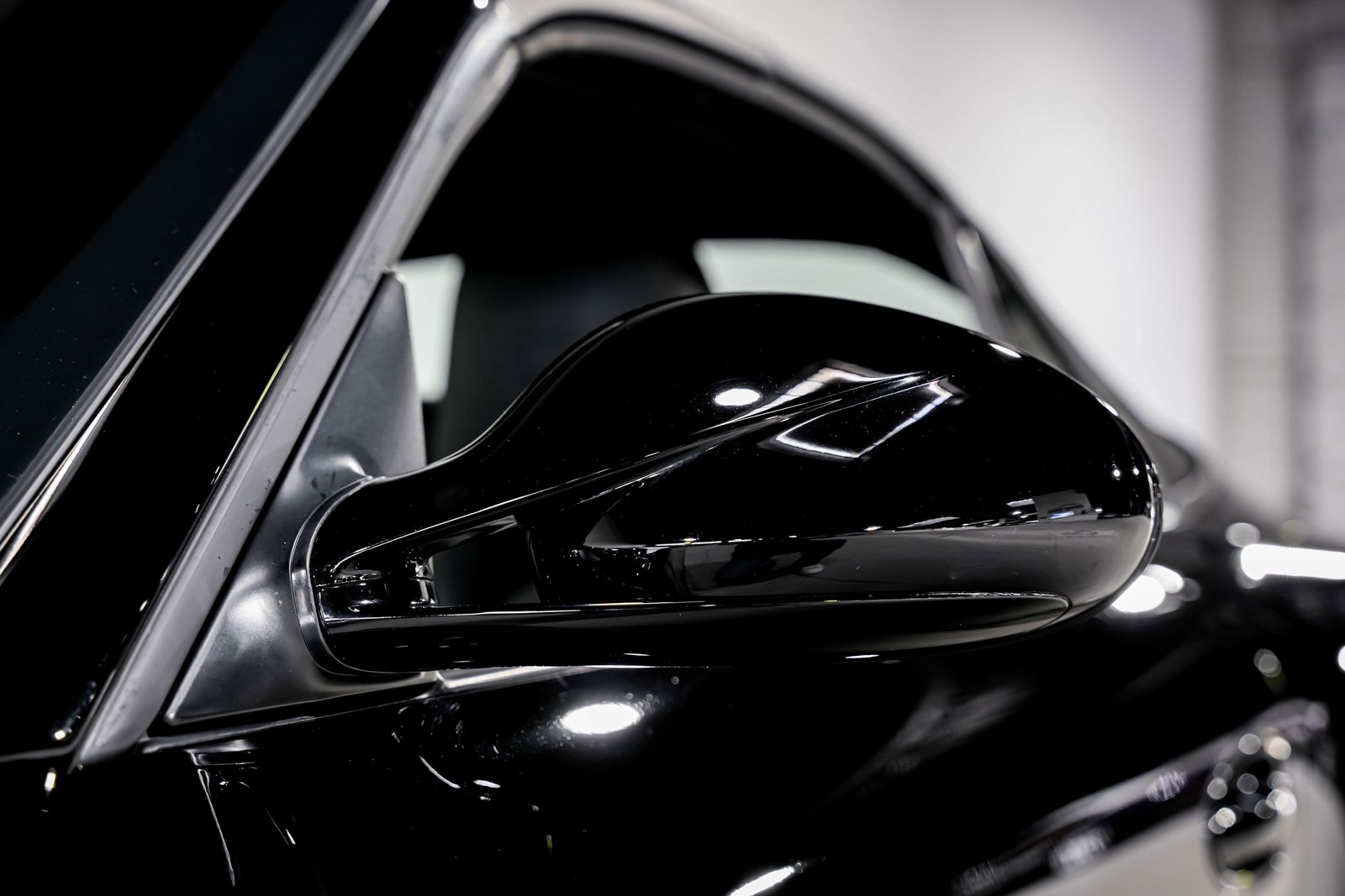 2010 Porsche 911 Carrera 4S — photo 30