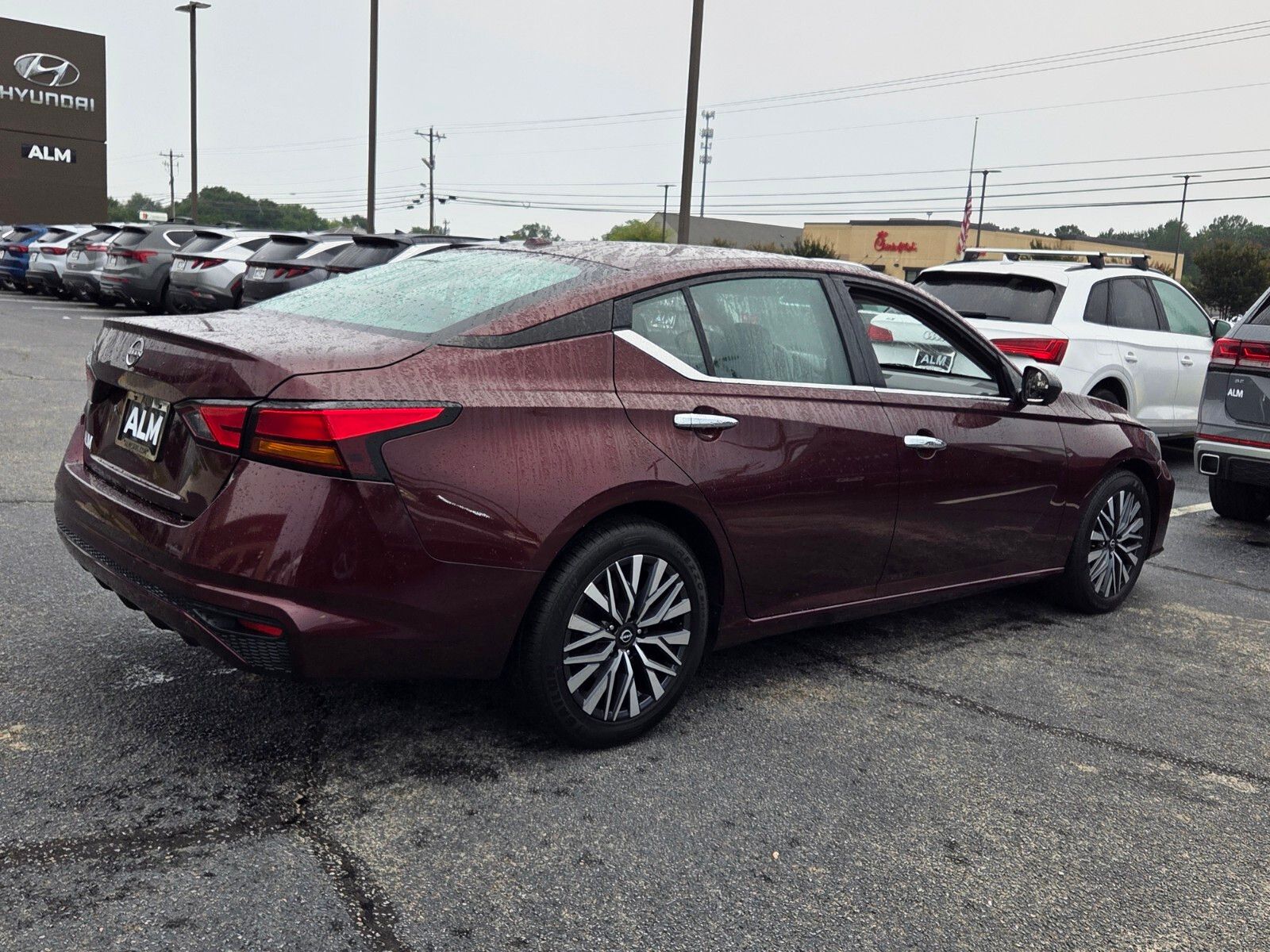 Used 2025 Red Nissan 2.5 SV image 13