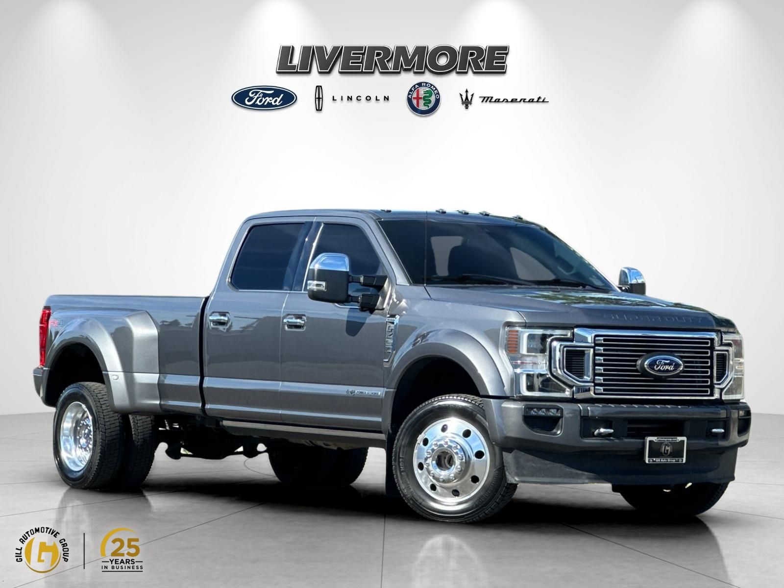 Gray Metallic 2022 Ford F-450 Super Duty Pickup Truck Four-Wheel Drive Automatic