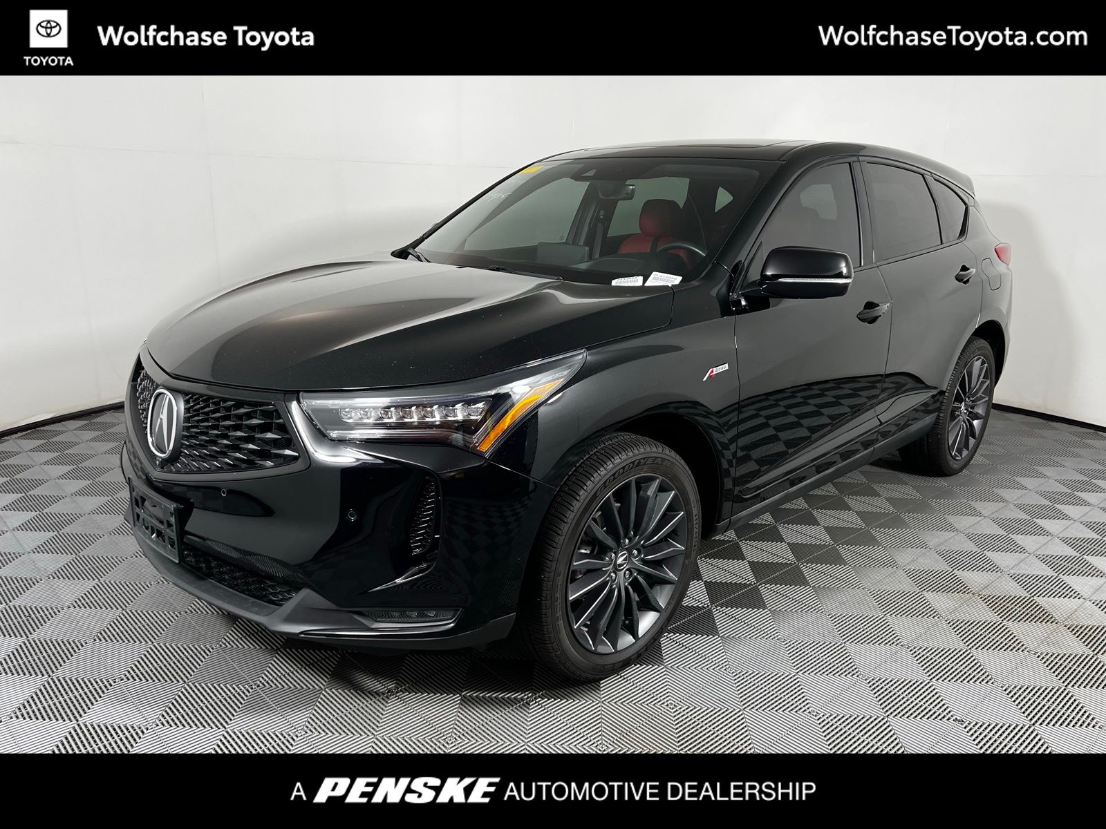2023 Acura RDX Advance Hero Image