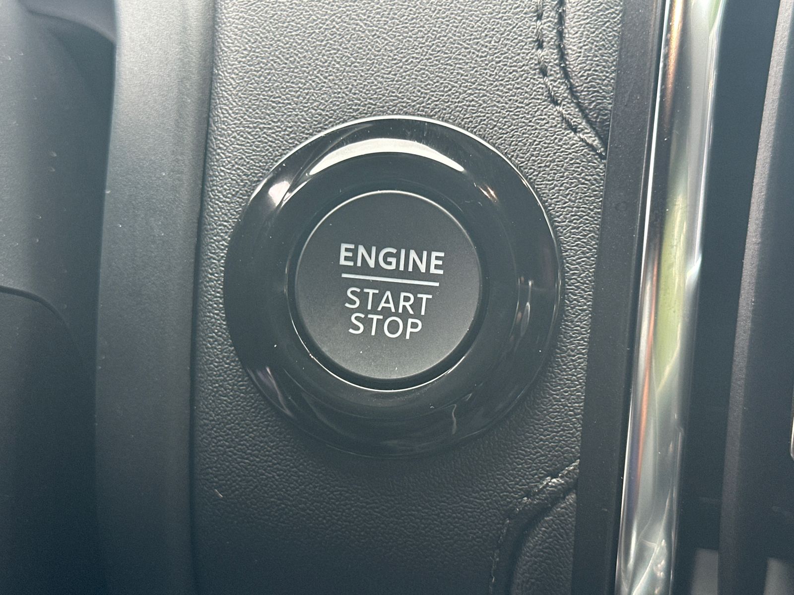 New 2026 Star White Metallic Tri-Coat Ford Tremor® image 30