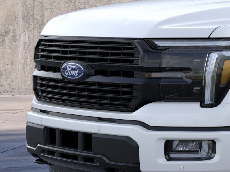 New 2026 Star White Metallic Tri-Coat Ford Platinum image 17