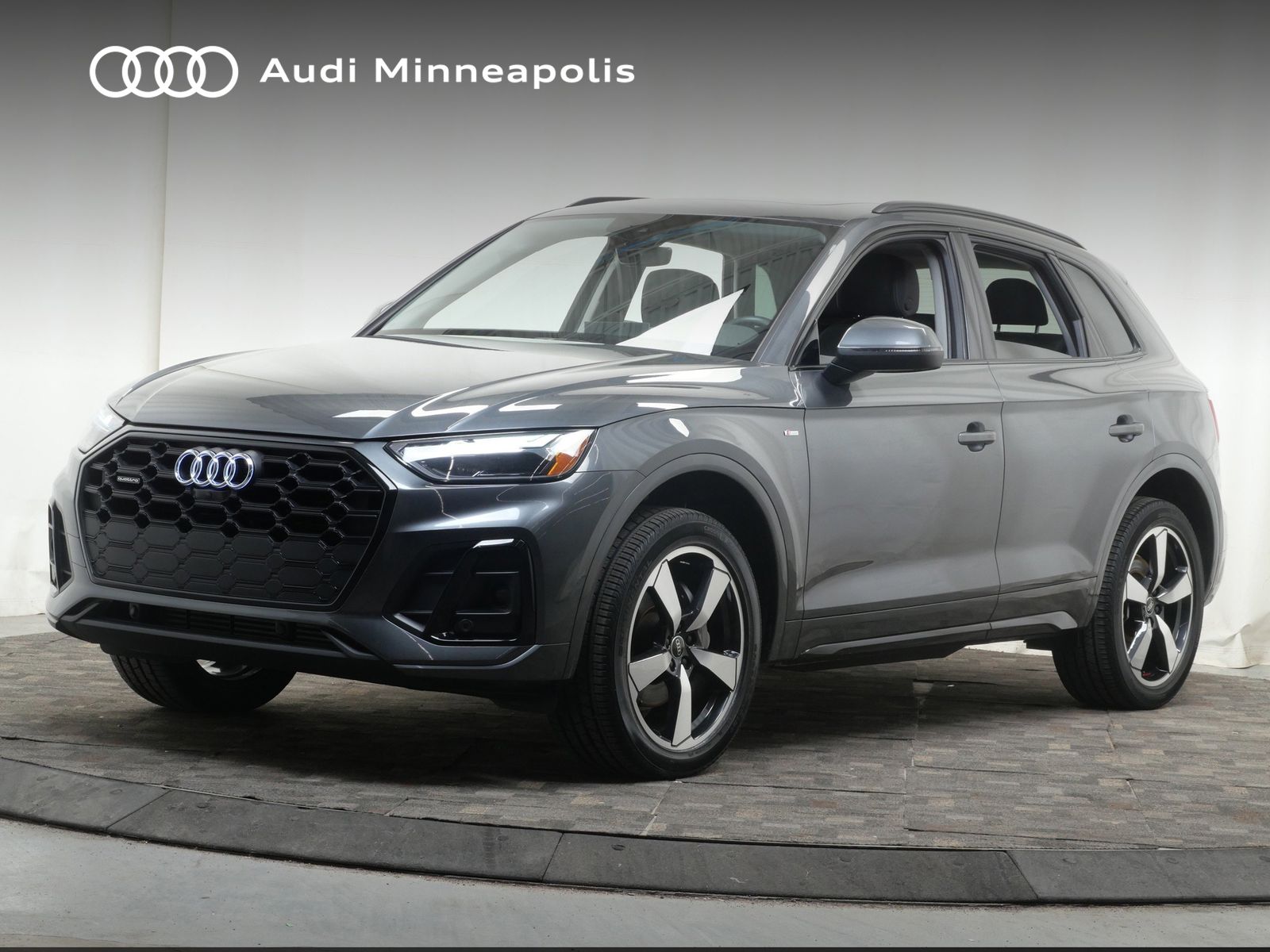 Daytona Gray Pearl Effect 2023 Audi Q5 SUV / Crossover All-Wheel Drive 7-Speed Automatic