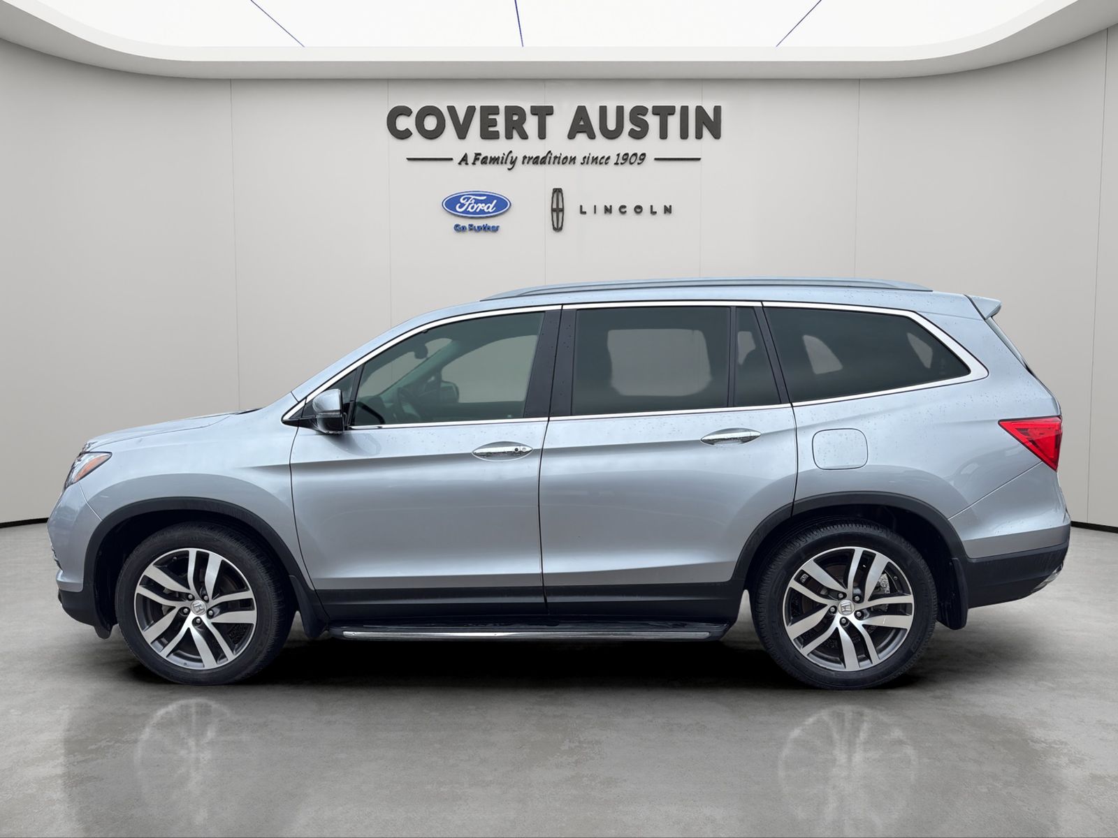 Used Car 2016 Honda Pilot  Touring For Sale Under $15,000 In Austin, Texas