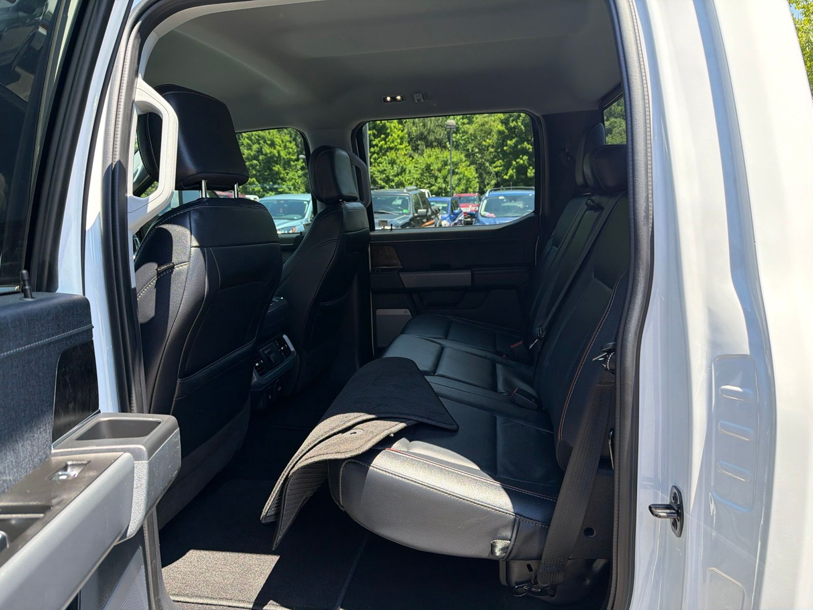 Certified Used 2023 Oxford White Ford Lariat image 30
