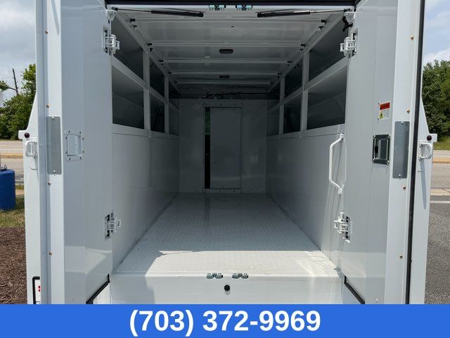 New 2026 Oxford White Ford SD image 15