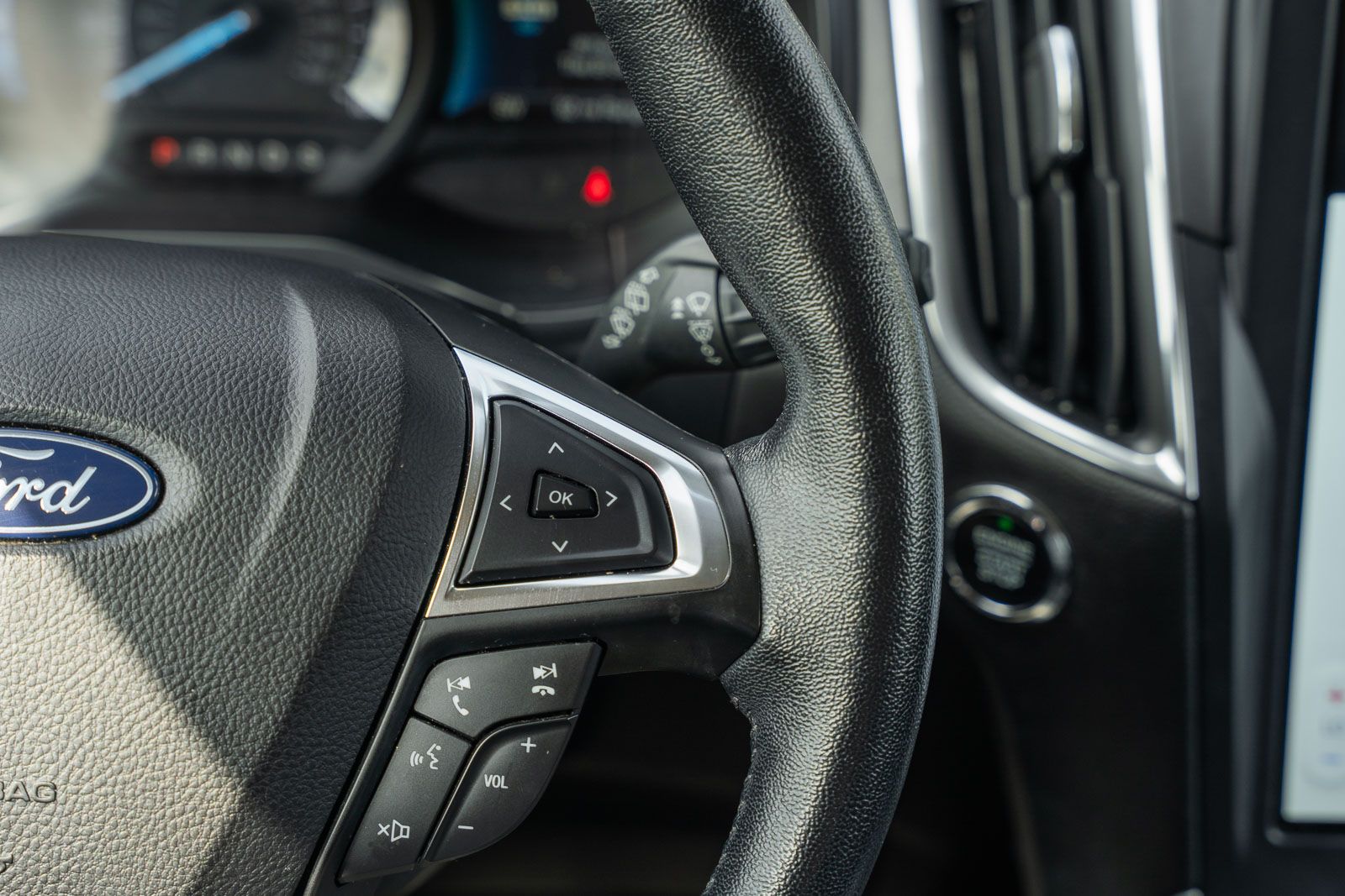 Used 2022 Ford Edge SUV