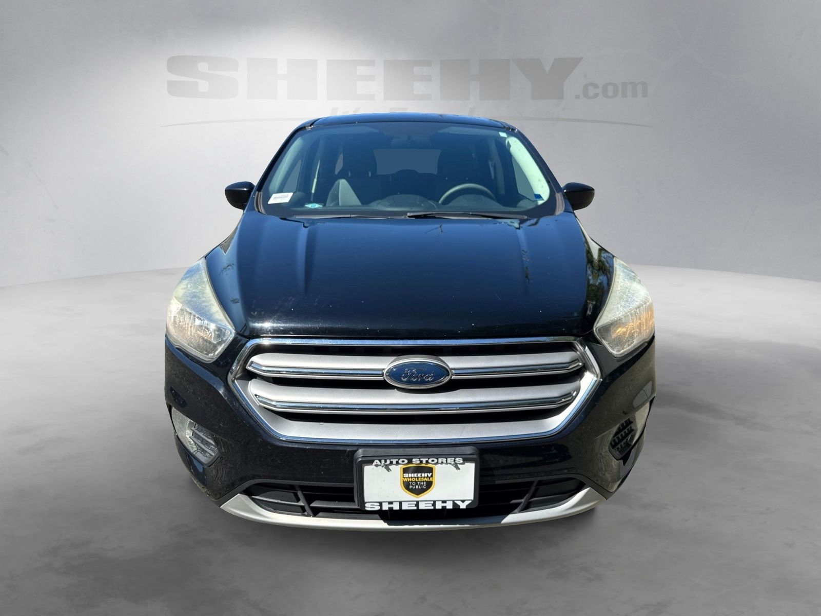 Used 2017 Shadow Black Ford SE image 13