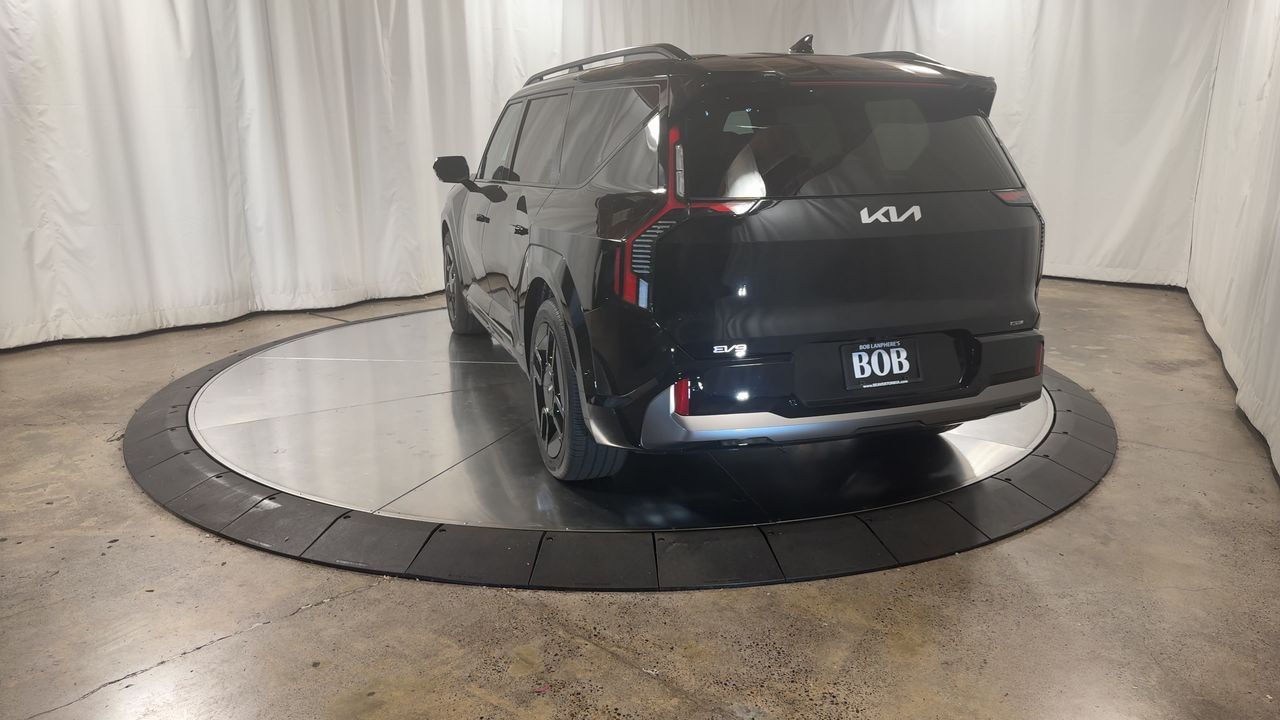 2026 Kia EV9 GT-Line AWD photo 8