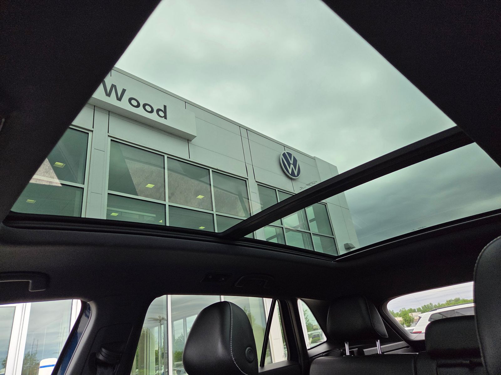 used 2020 Volkswagen Atlas Cross Sport car, priced at $22,250