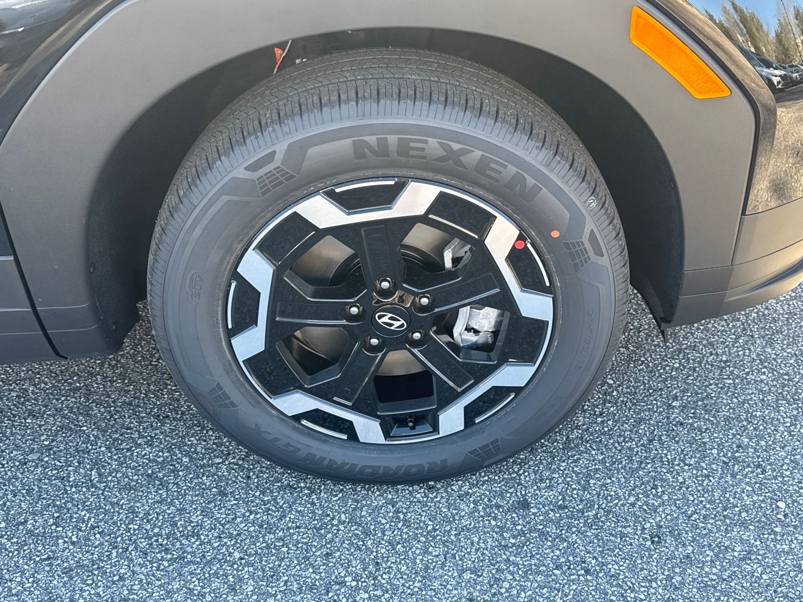 New 2026 Black Hyundai SE FWD image 13
