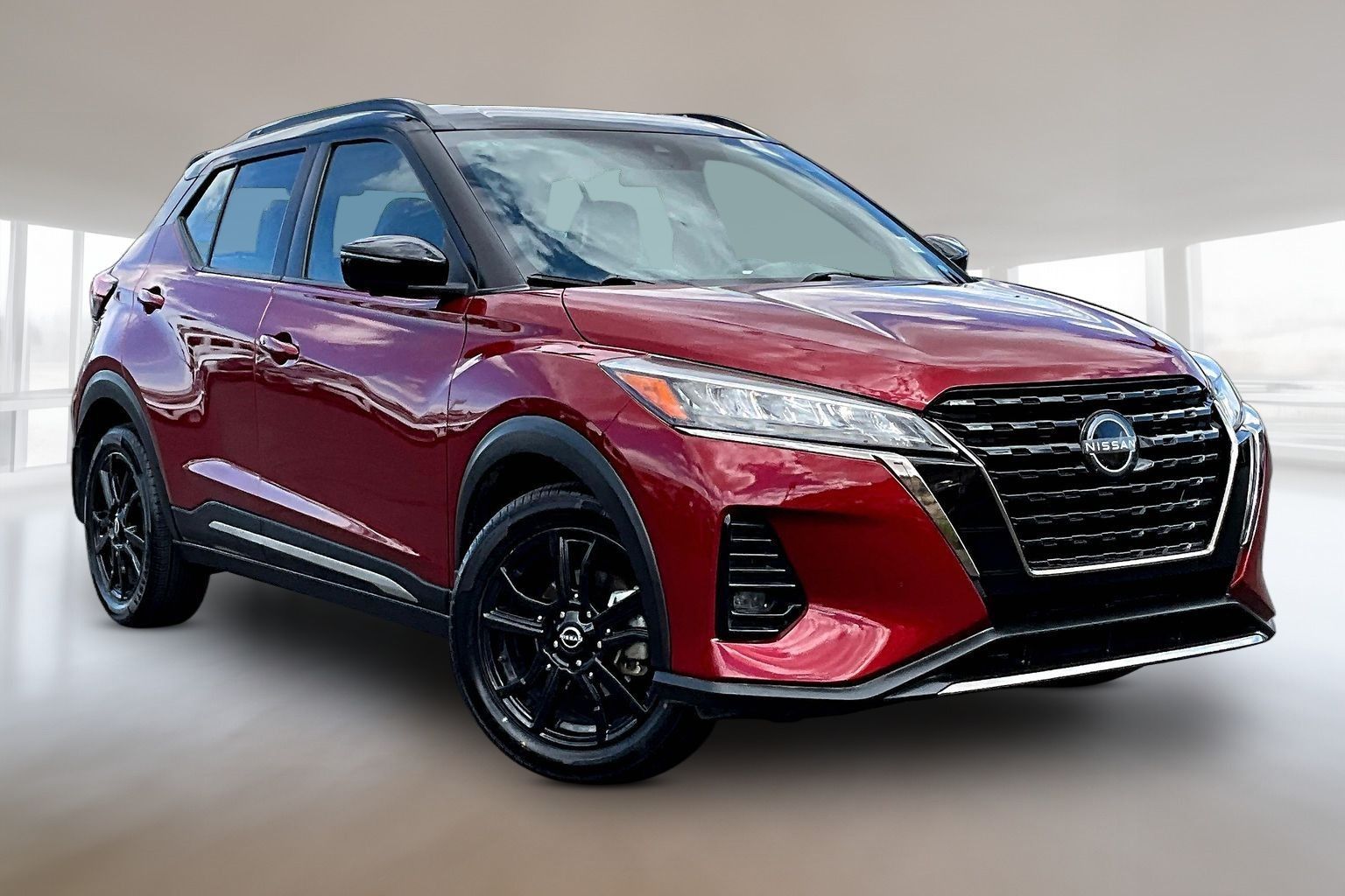 2023 Nissan Kicks SR FWD
