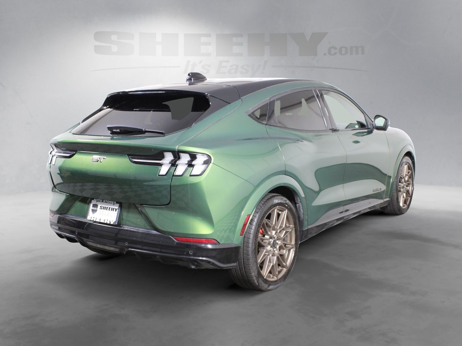Used 2025 Green Ford GT image 9