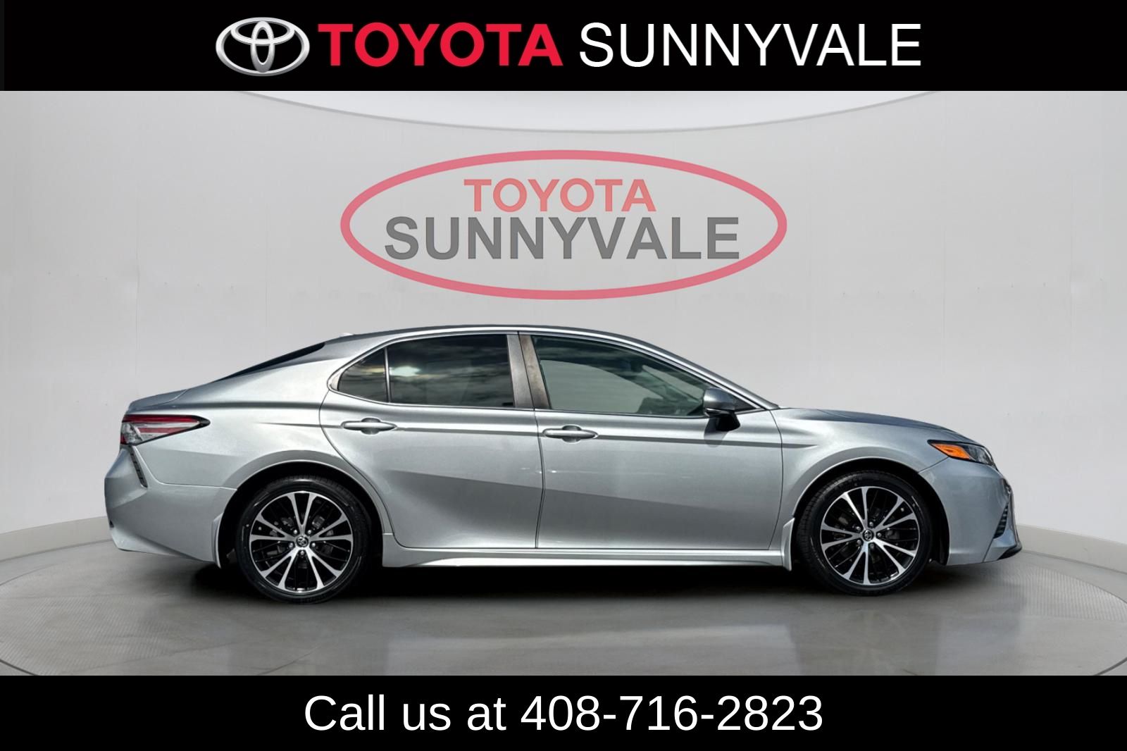 Used 2019 Toyota Camry Sedan