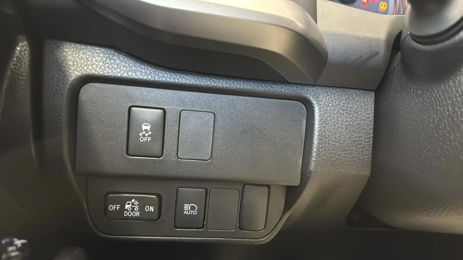 Used Car 2023 Toyota Tacoma  Sr5 For Sale Under $35,000 In Austin, Texas