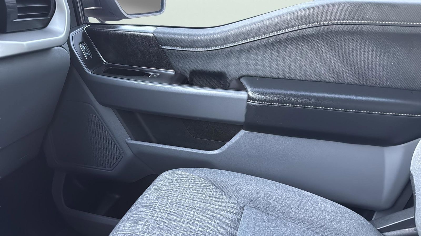 Used Car 2022 Ford F-150  Xlt For Sale Under $35,000 In Austin, Texas