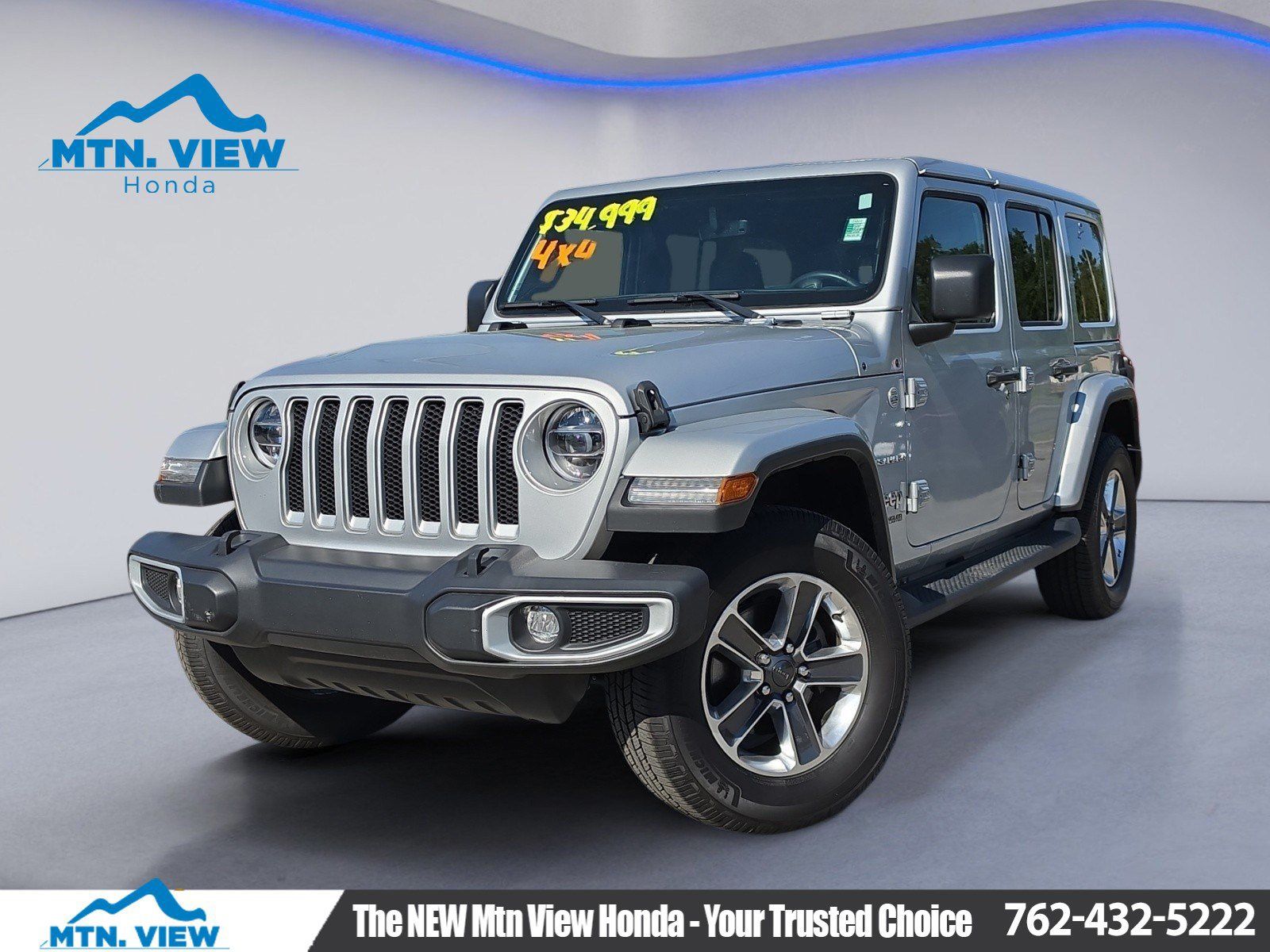 Silver Zynith Clearcoat 2022 Jeep Wrangler Unlimited Sahara 4WD SUV / Crossover Four-Wheel Drive 8-Speed Automatic