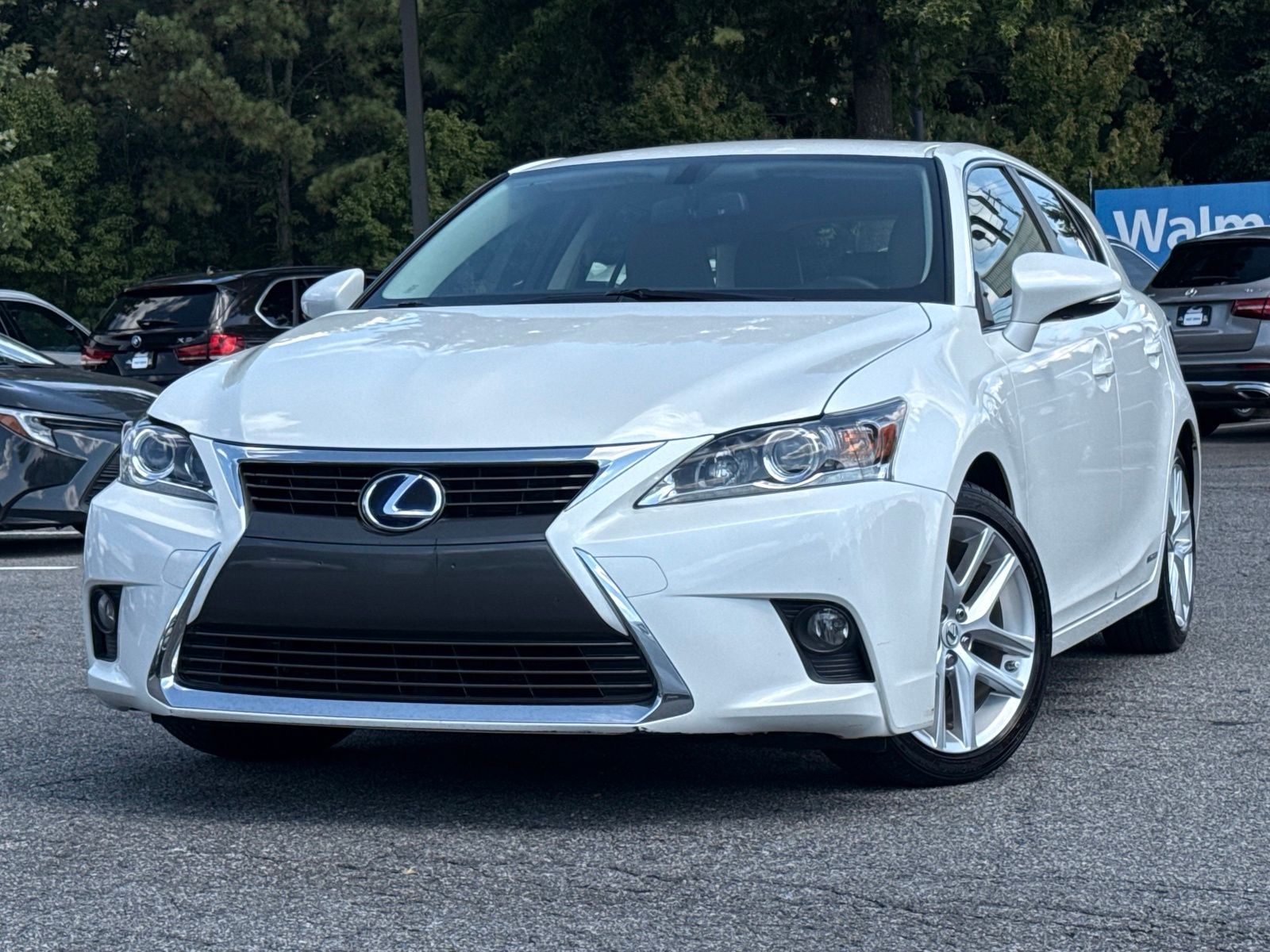 White Pearl 2017 Lexus CT Hybrid Wagon Front-Wheel Drive Continuously Variable Transmission