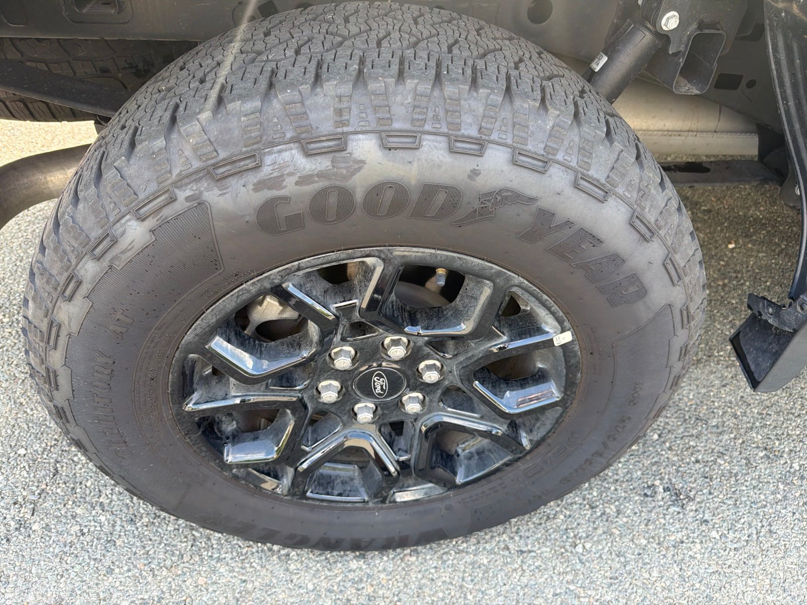 Used 2025 Carbonized Gray Metallic Ford XLT image 25