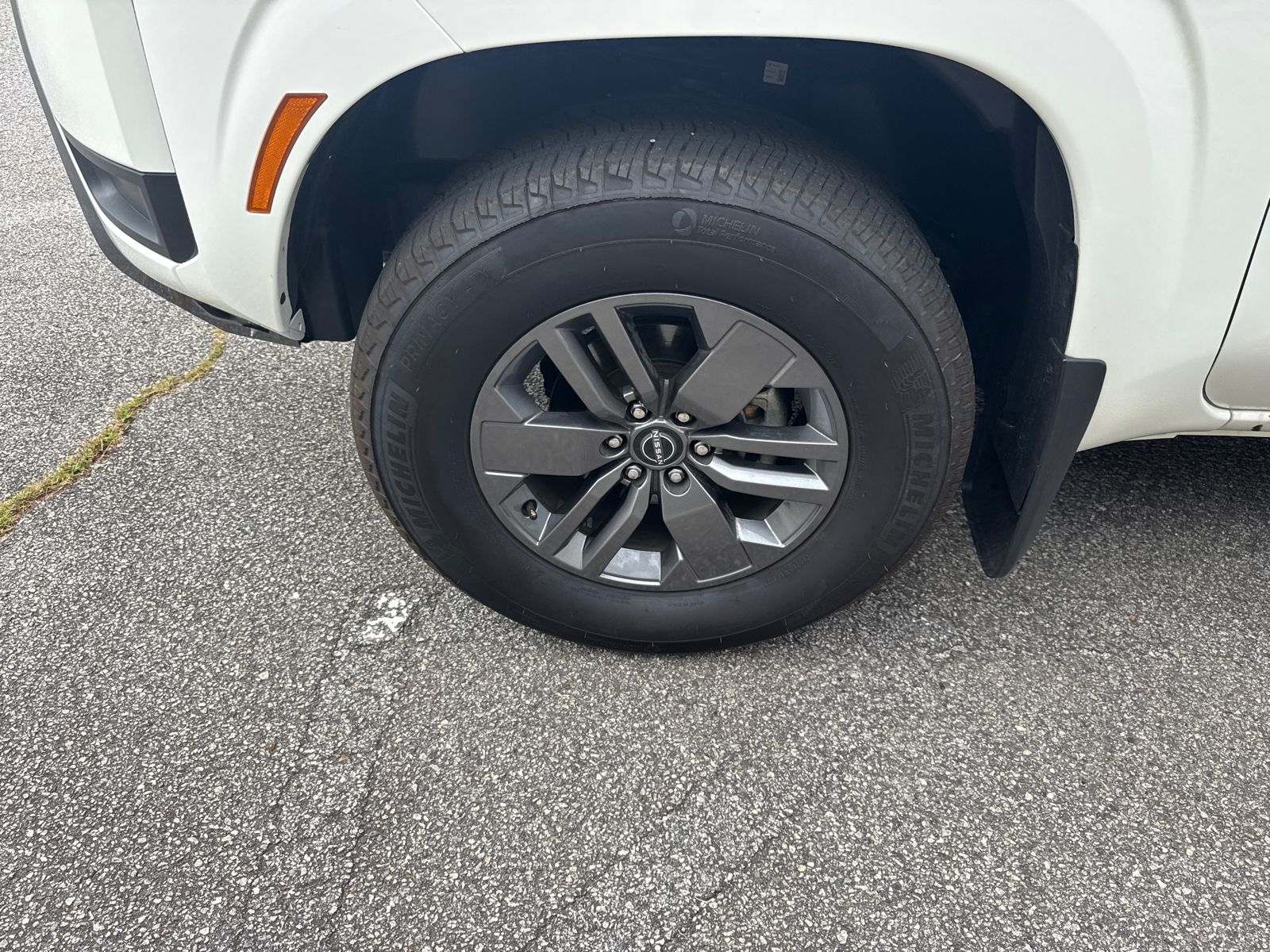 Used 2025 White Nissan SV image 11