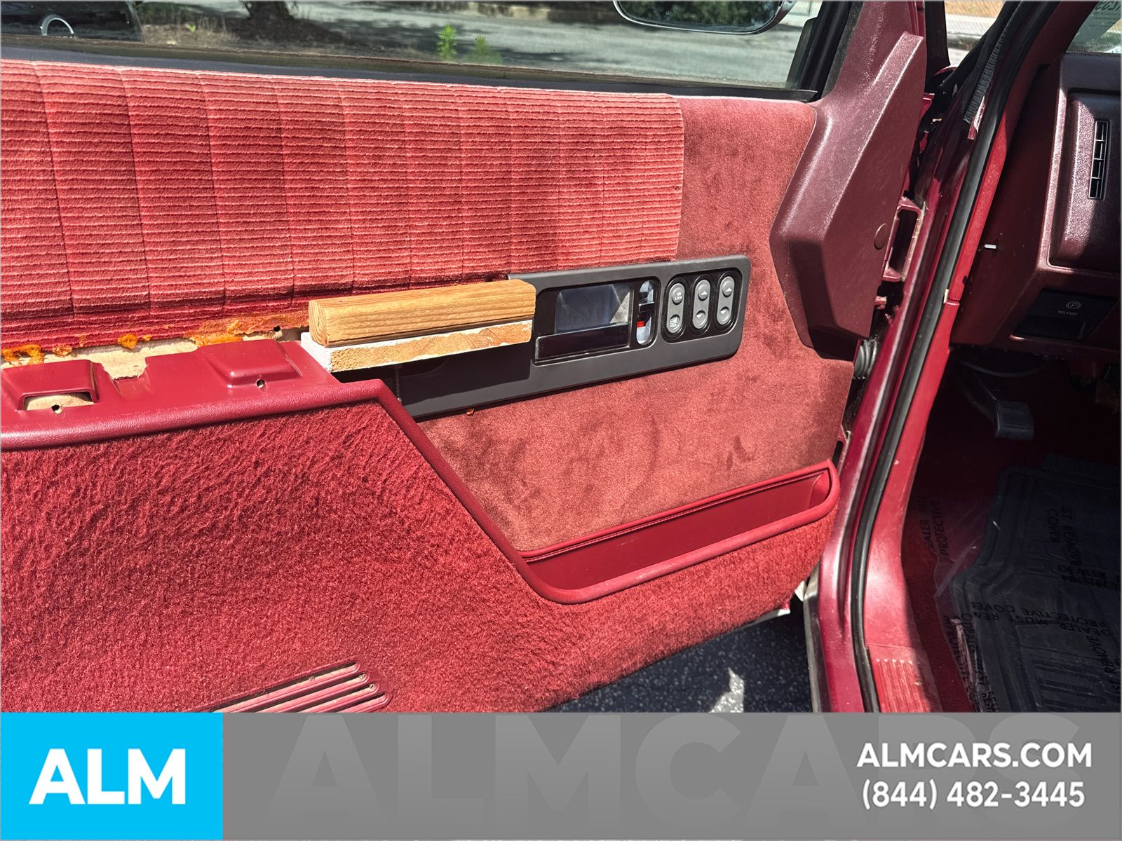 Used 1994 Red Chevrolet Base image 11