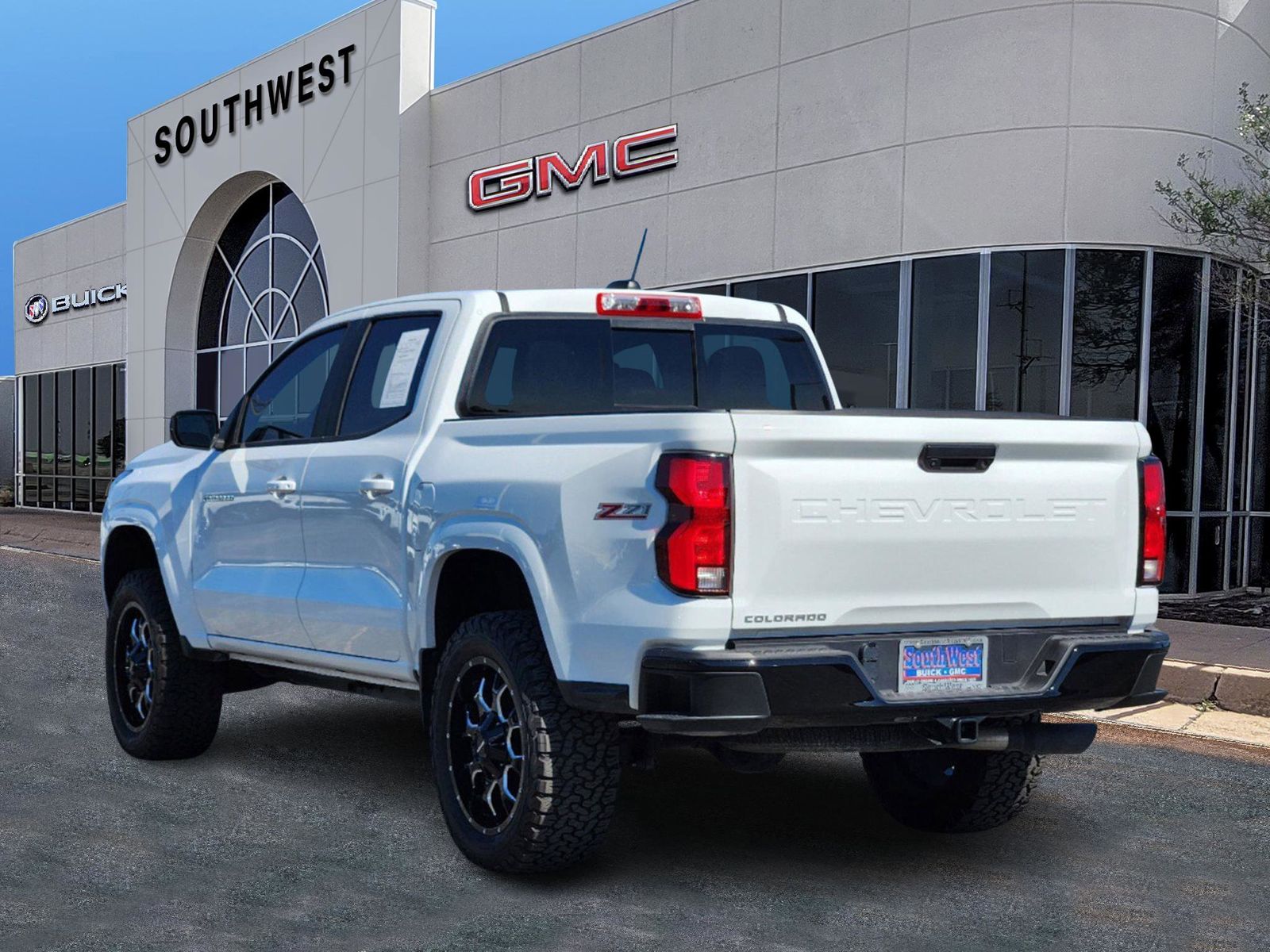 2023 Chevrolet Colorado Z71 6